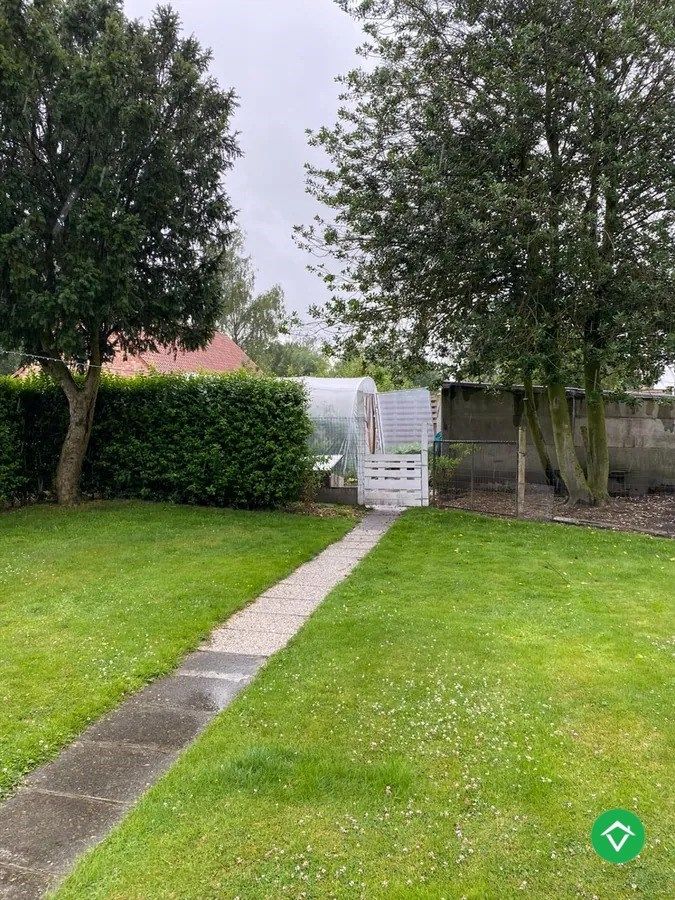 Halfopen bebouwing met 3 slaapkamers en een garage te Koekelare  foto 24