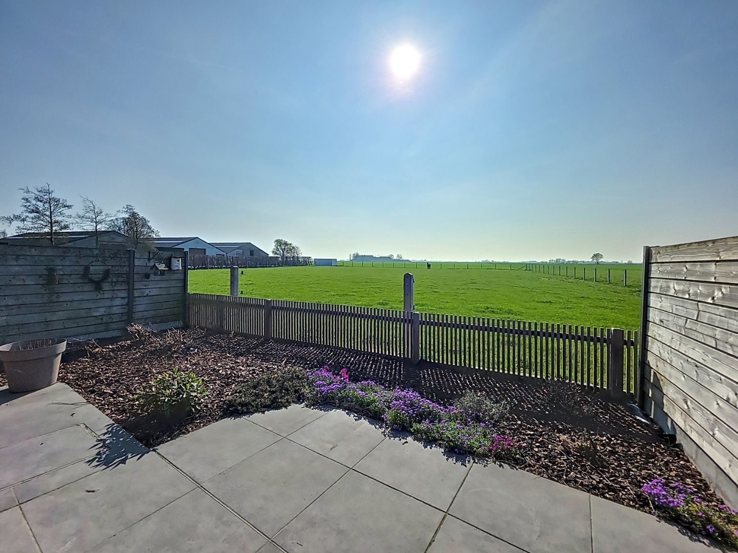 Halfopen bebouwing met zonnig terras en verzichten te Ramskapelle foto 18