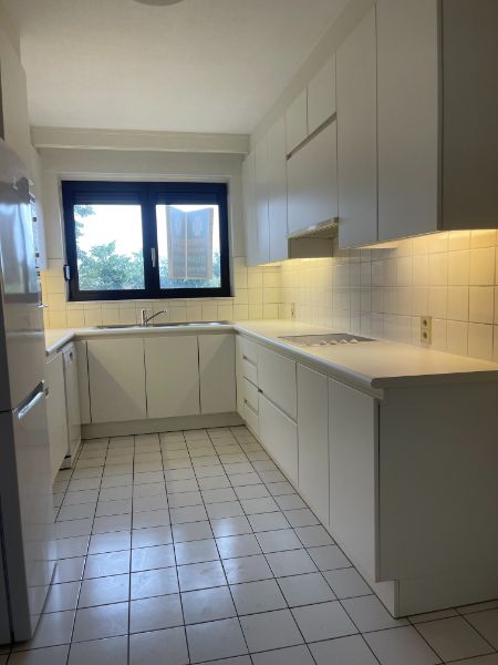 Zeer ruim appartement in centrum van Brasschaat foto 5