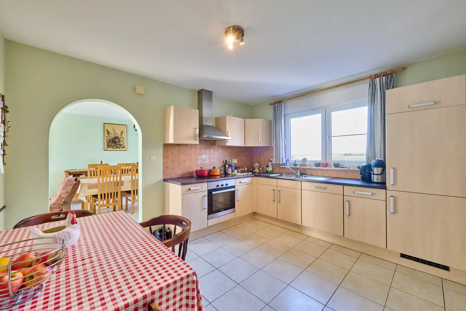 Charmante landelijk gelegen eengezinswoning volledig onderkeldert en ruime vrijstaande garage foto 9