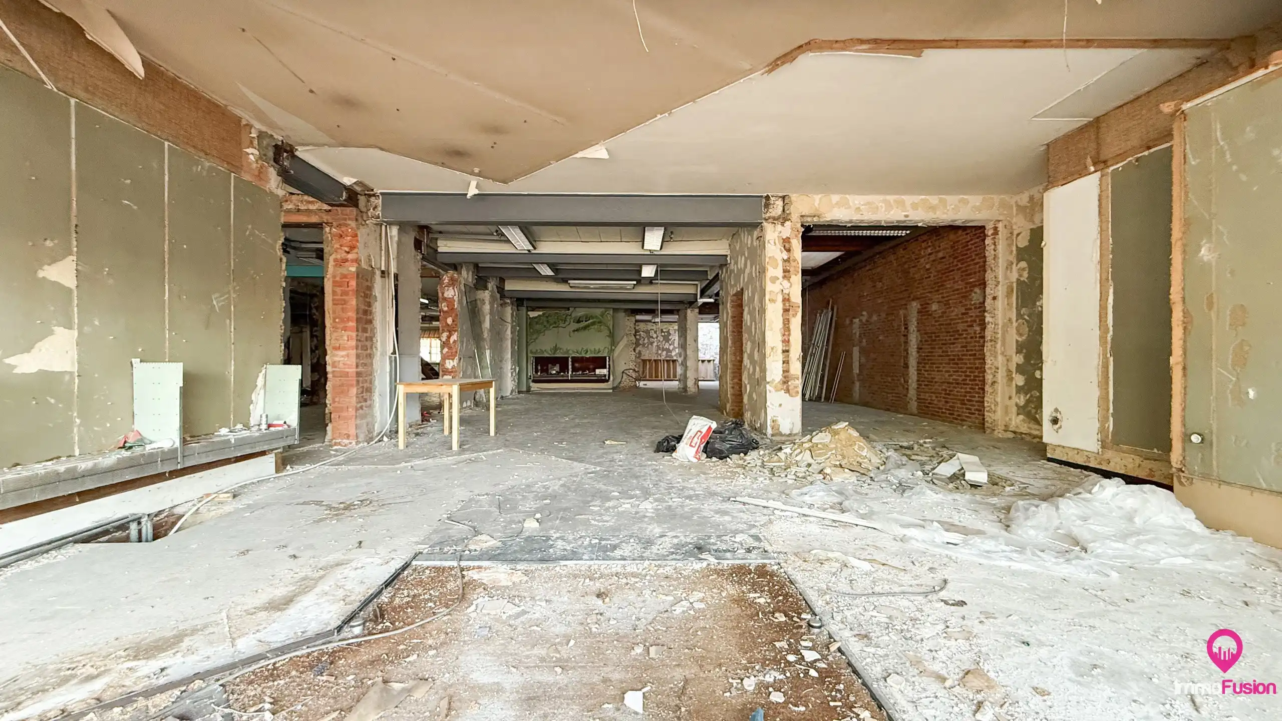 Ruim handelspand op toplocatie met woonmogelijkheid in Diest foto 10