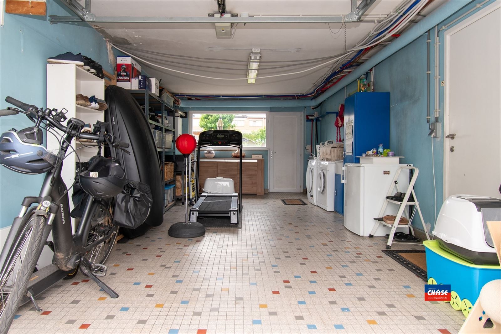 Knappe bel-étage met 3 slaapkamers, garage en tuin foto 26