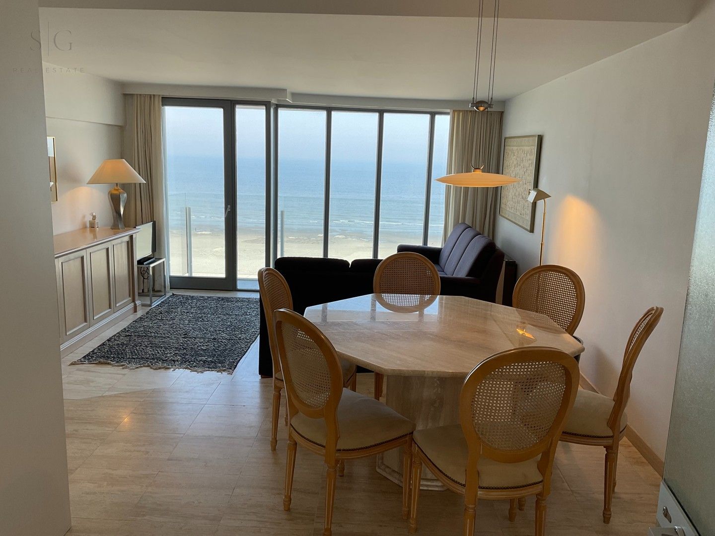 Prachtig appartement met  adembenemend frontaal zeezicht , 2 slaapkamers én 2 badkamers foto 7