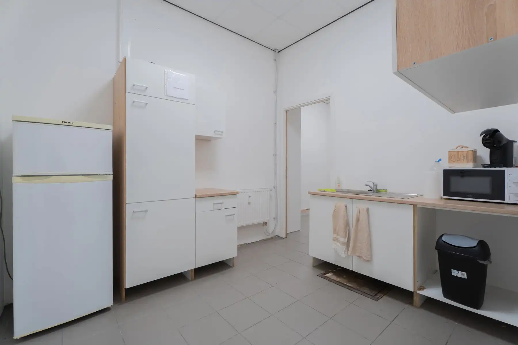 Uitstekend gelegen handelspand van 103 m² foto 8