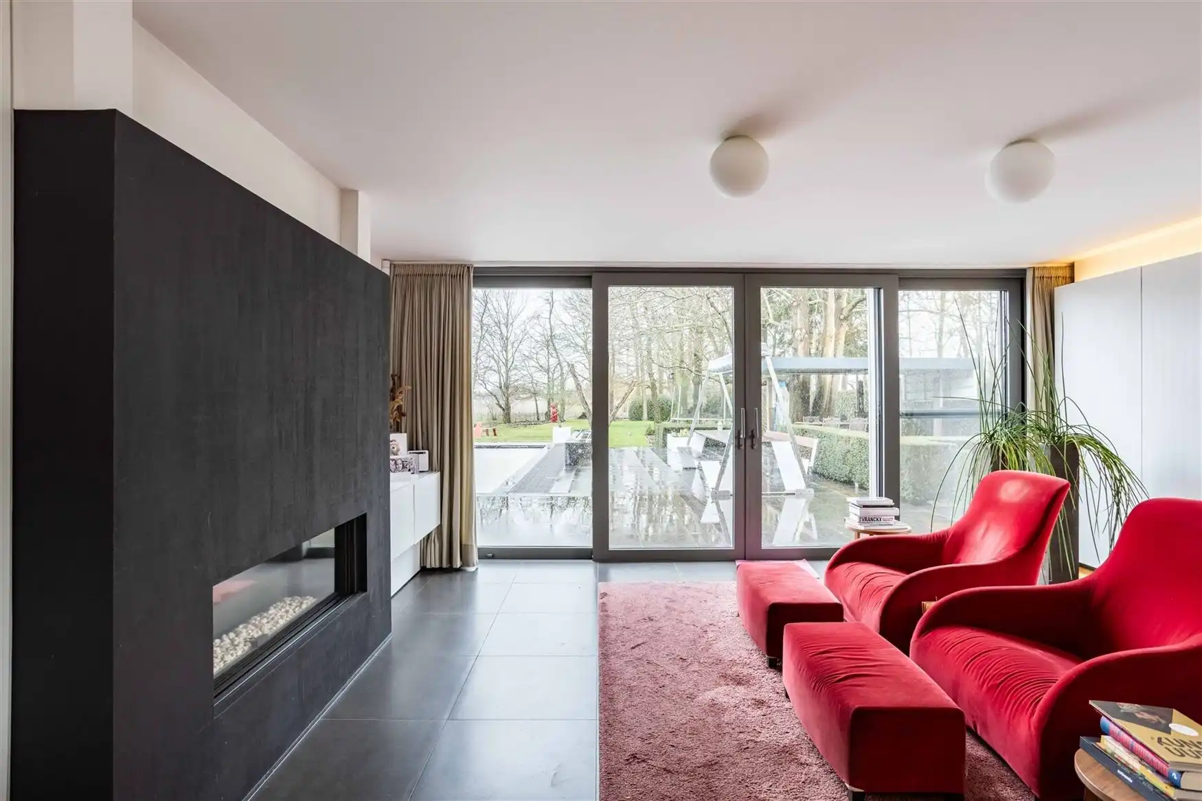 Exclusieve villa met uitzonderlijk open zicht in 'De Bommels'.  foto 14