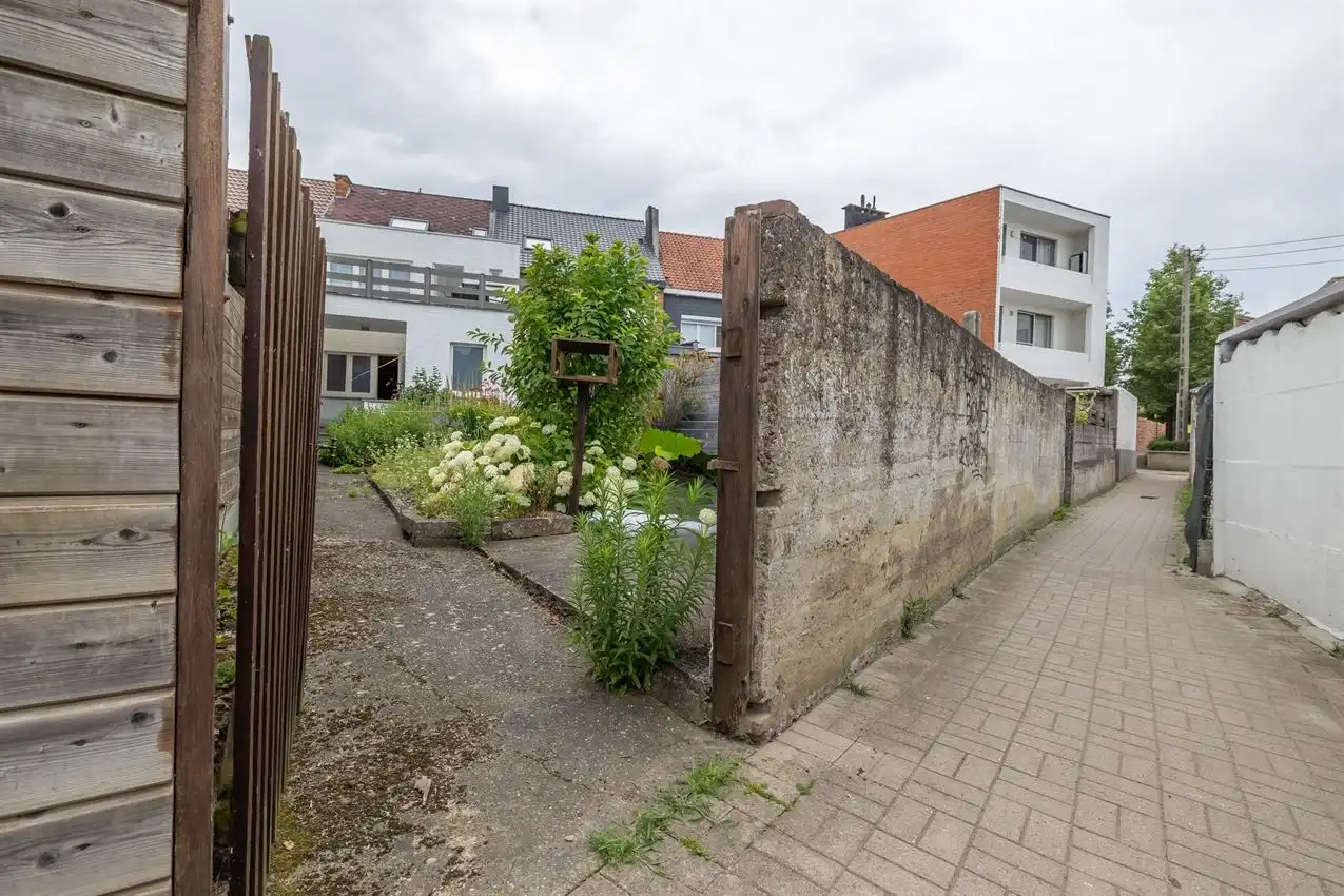 Gelijkvloers éénslaapkamerappartement met tuintje foto 16