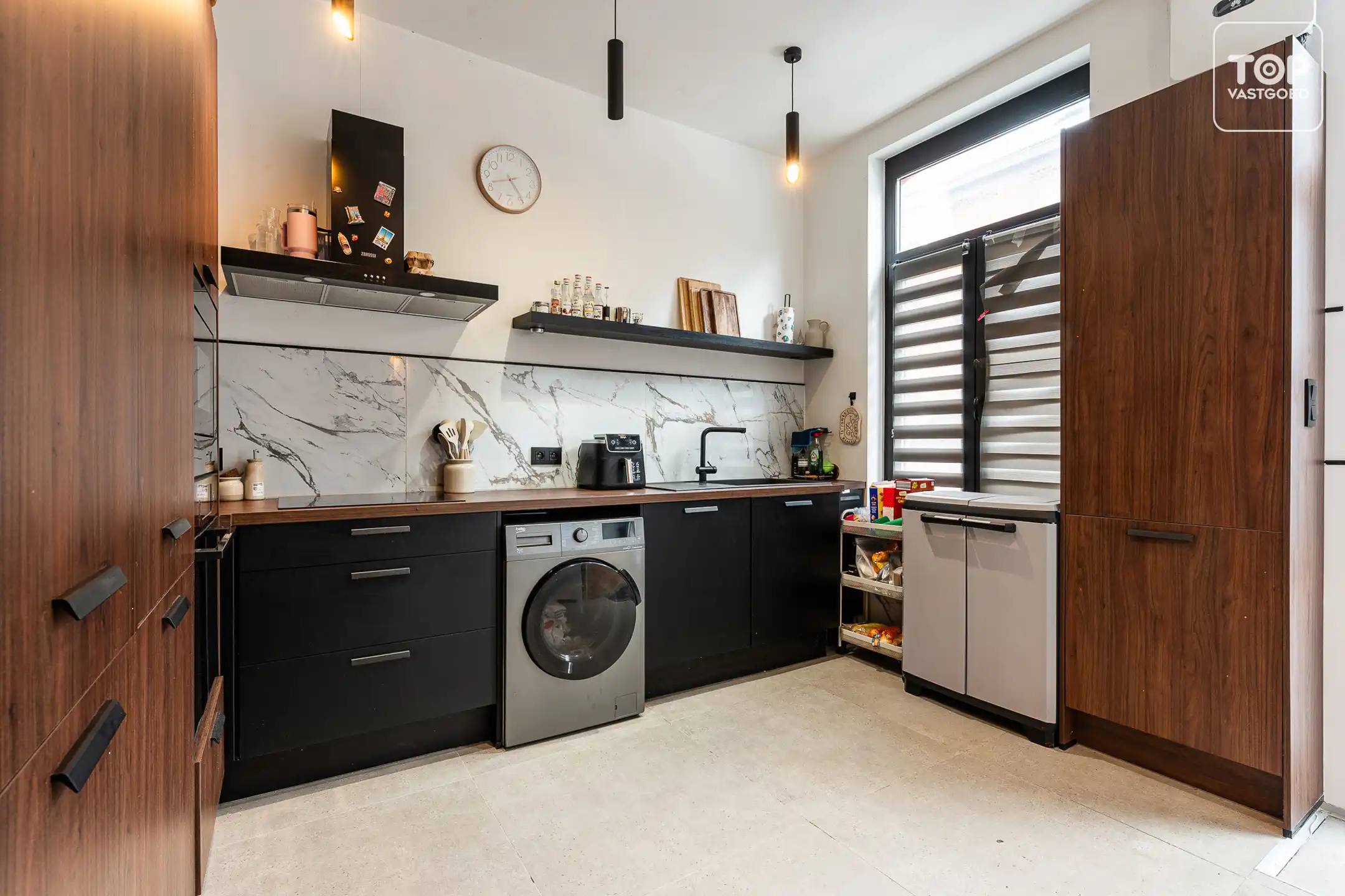 Recent gerenoveerde woning met 4 slaapkamers op TOPlocatie foto 4