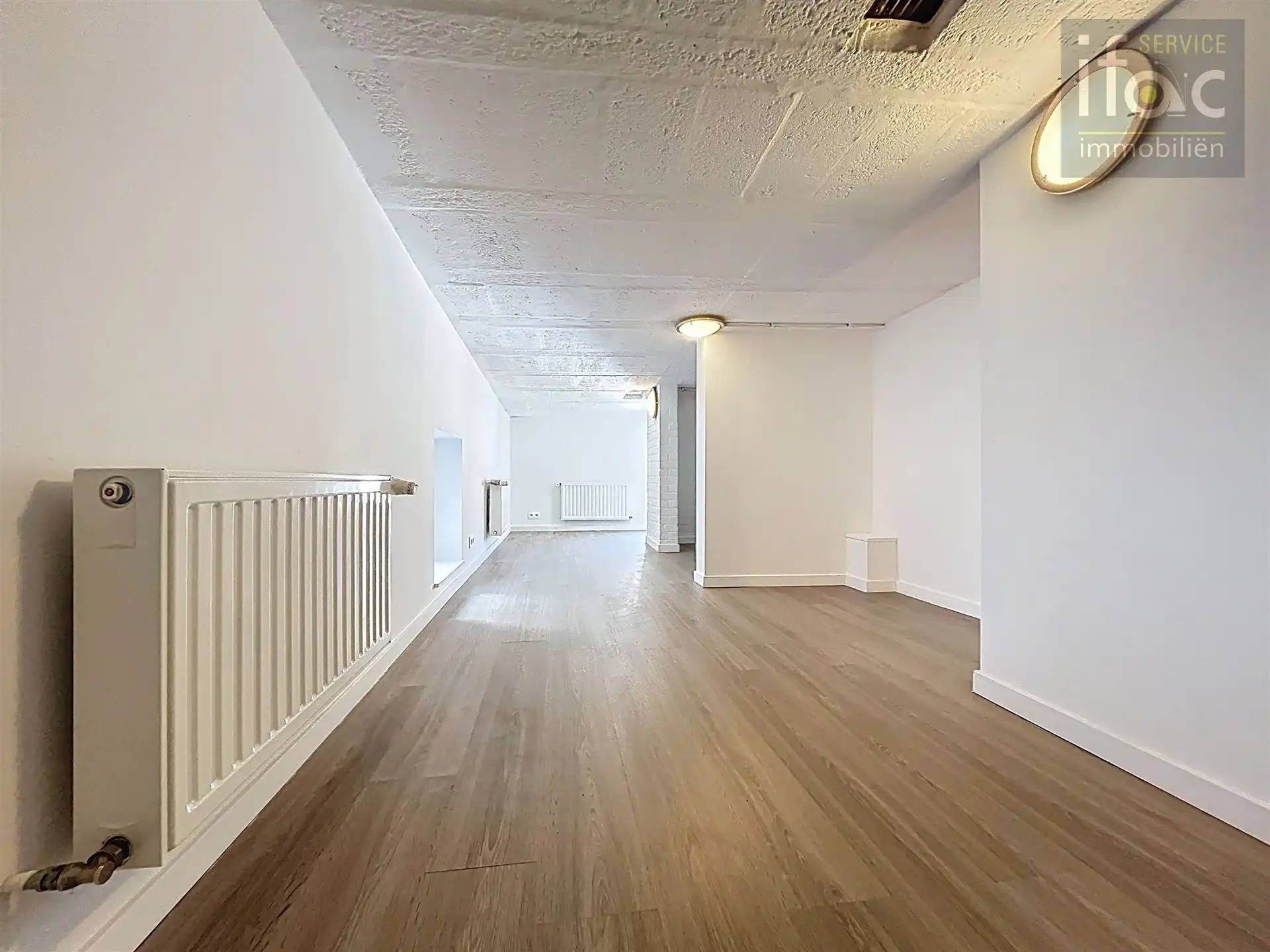 Gelijkvloers appartement met bergingszolder foto 9