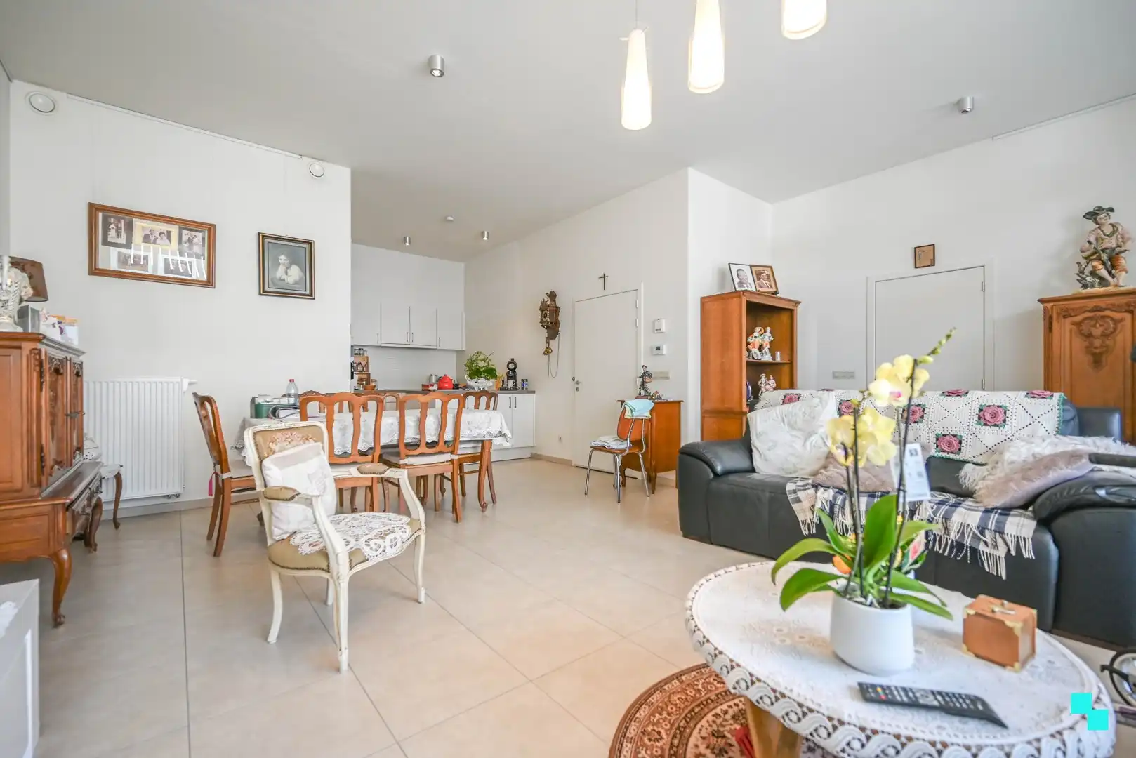 Instapklaar appartement te Harelbeke foto 5