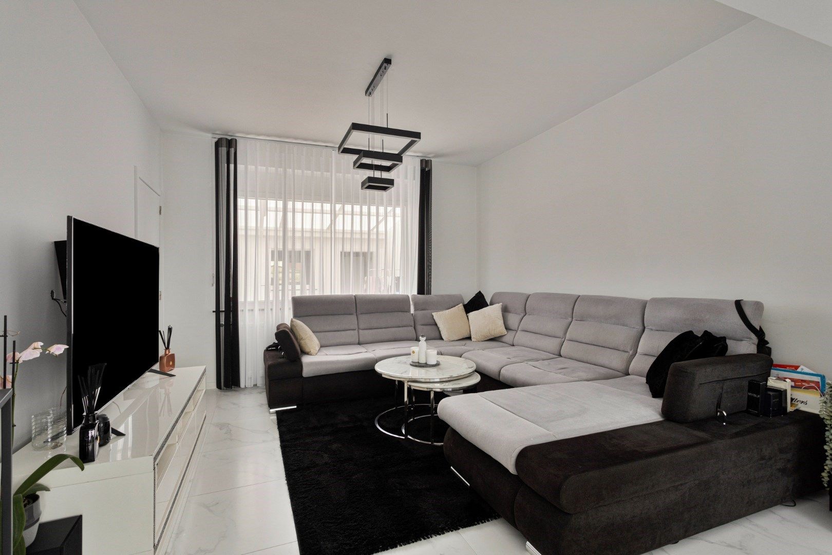 Recent vernieuwde woning met mooie tuin en garage, rand stadscentrum Tongeren foto 4
