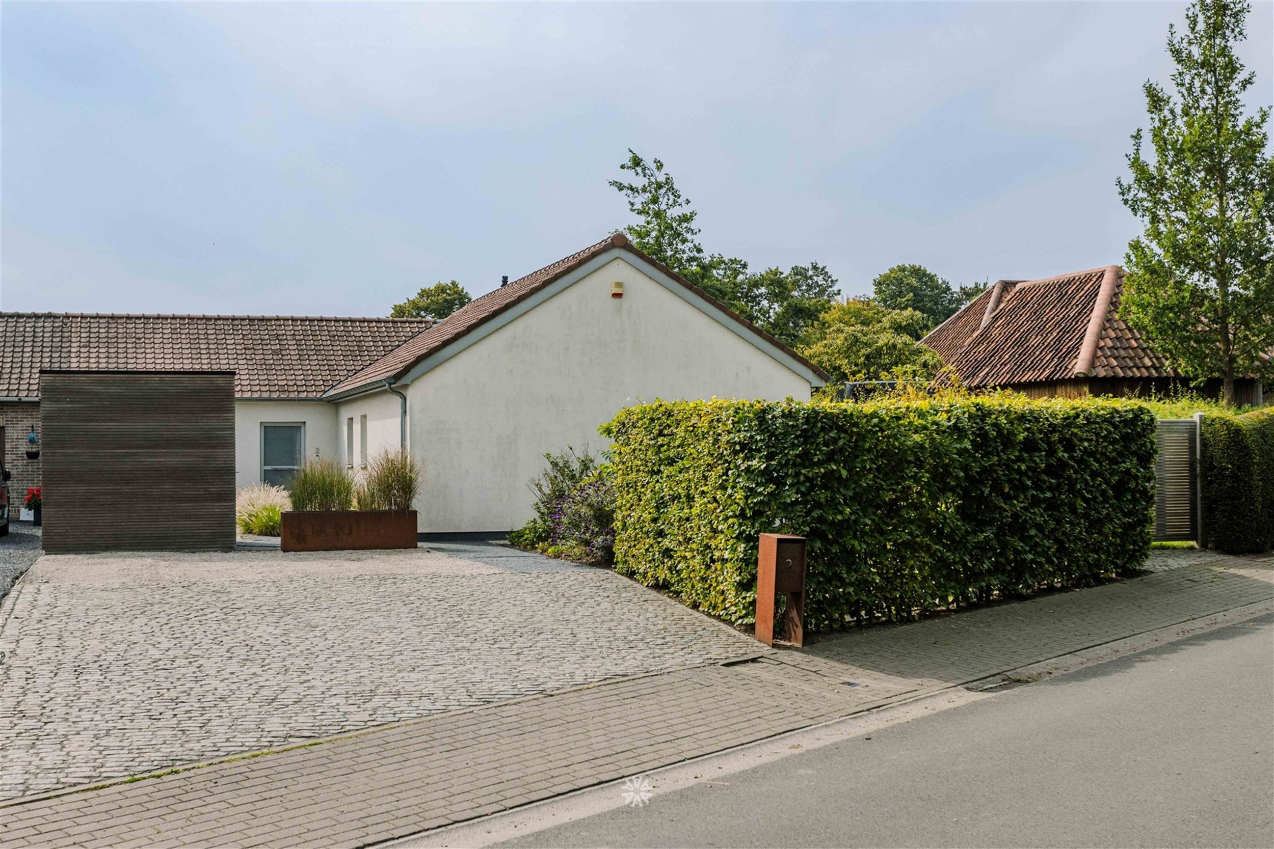 Instapklare bungalow in de pittoreske dorpskern van Wannegem-Lede foto 29