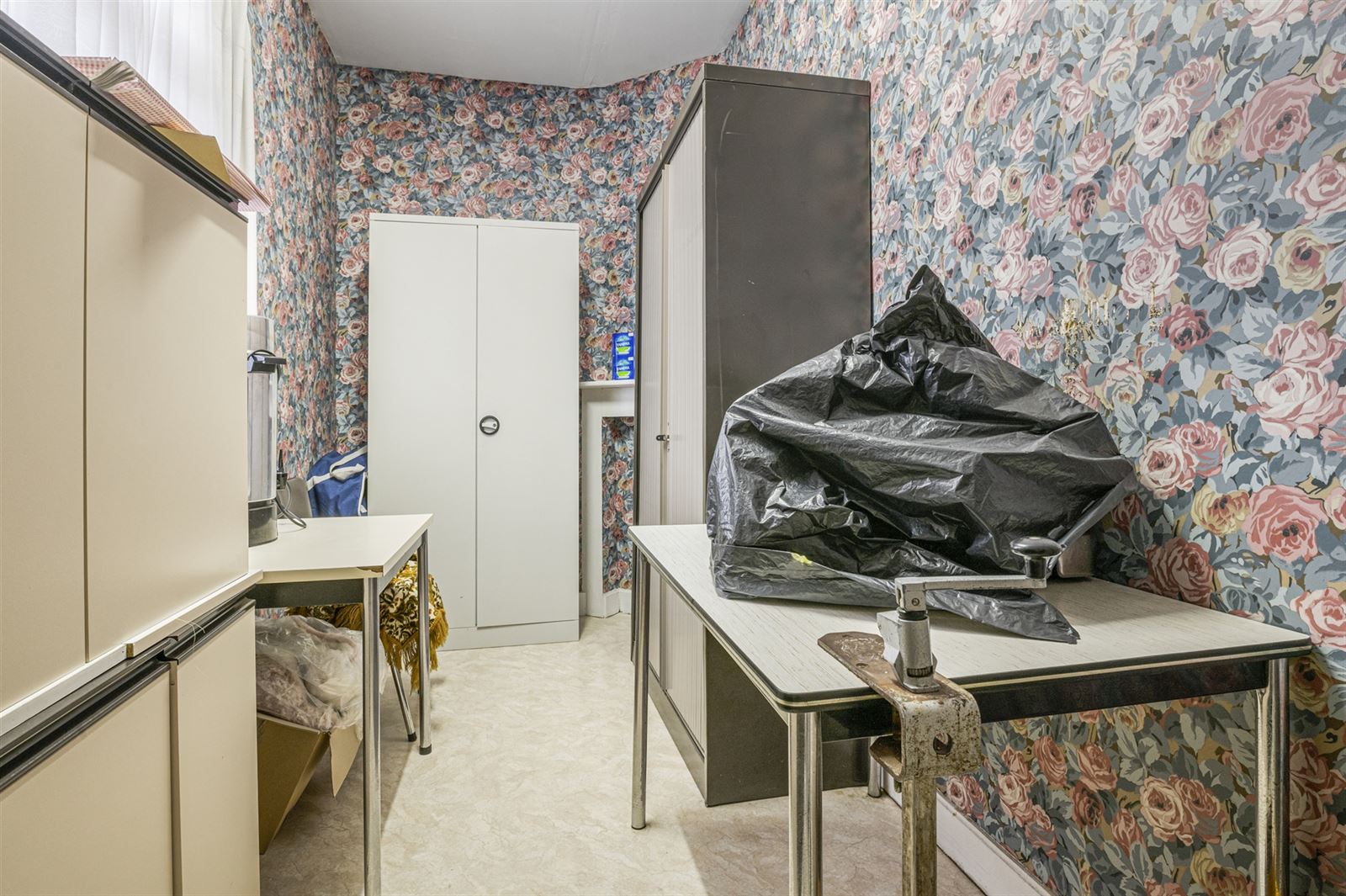 Charmante te renoveren woning in Zottegem foto 7