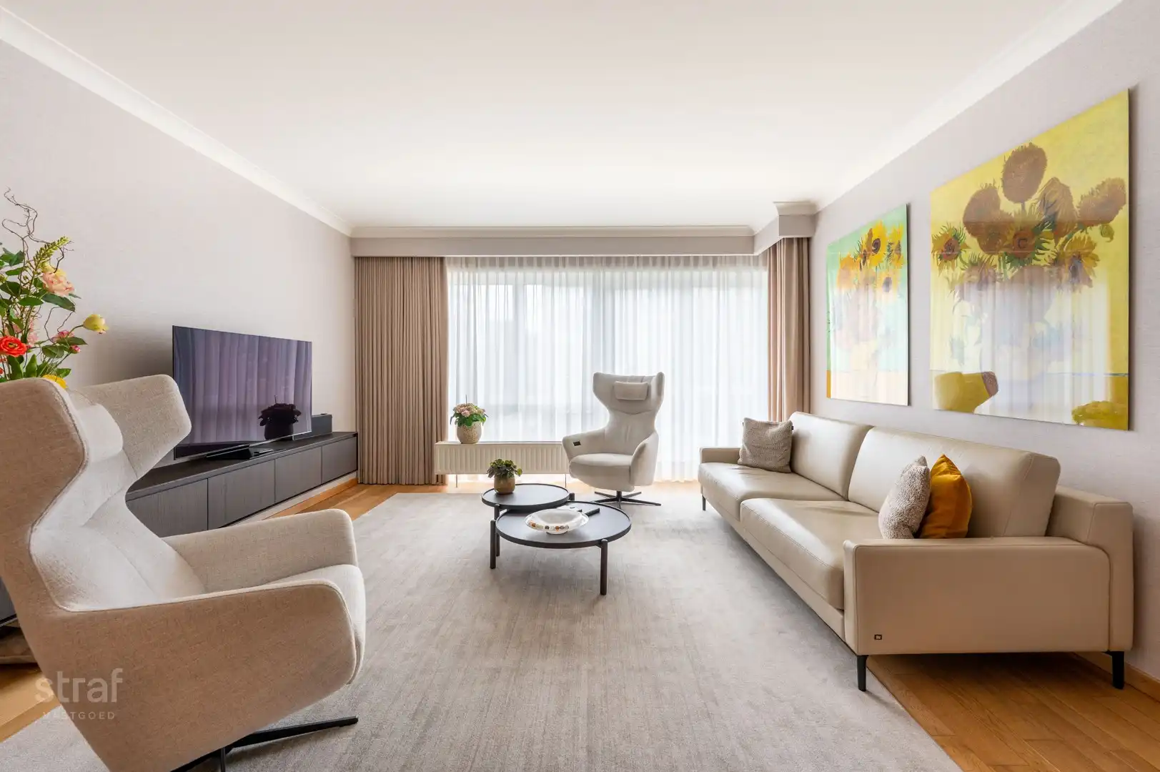 Smaakvol gerenoveerd doorloopappartement met 3 slaapkamers foto 3