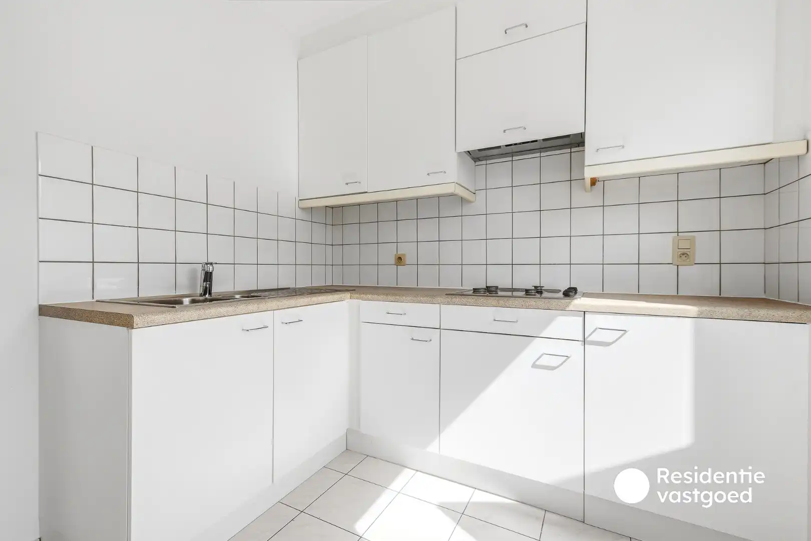 Instapklaar 2-slaapkamerappartement met garage in Blankenberge foto 7