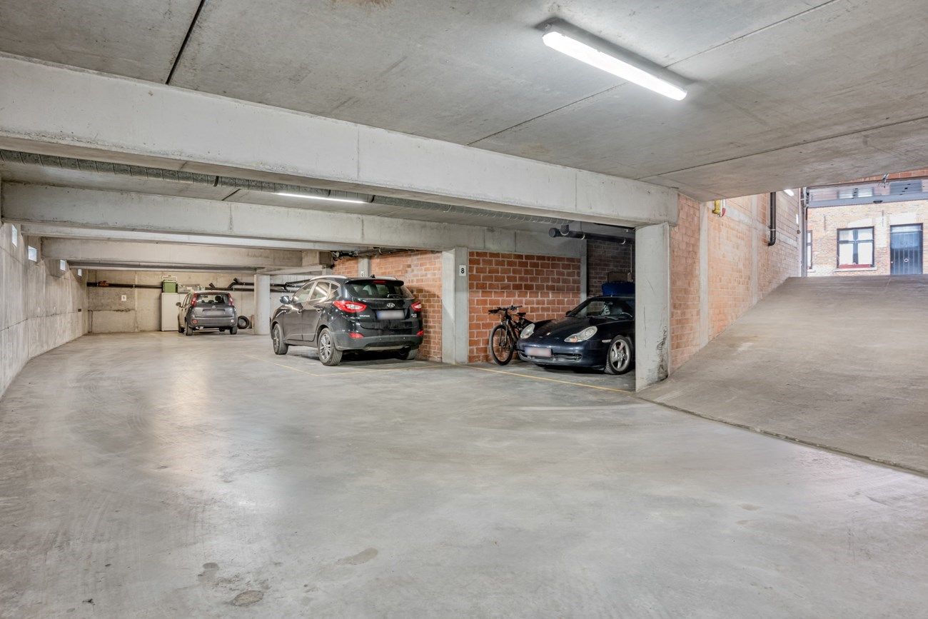 Palend aan de Lieve: Comfortabel appartement met lift, garage en 2 slaapkamers in het Prinsenhof foto 11