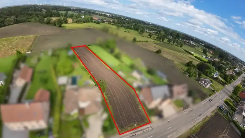 Bouwgrond open bebouwing groot 1914m² en straatbreedte 20m! foto {{pictureIndex}}