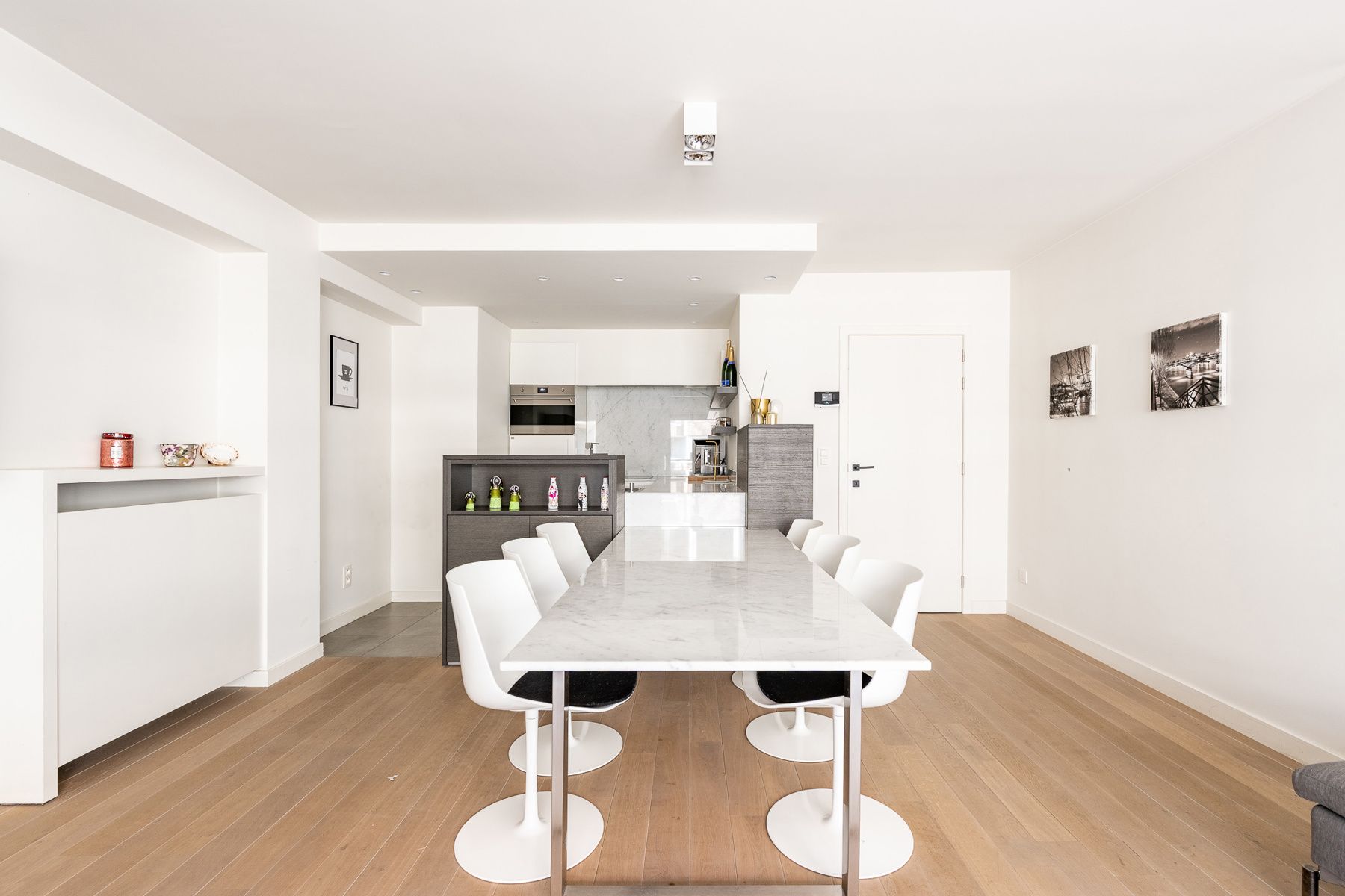 Ruim appartement op een uitstekende locatie foto 8