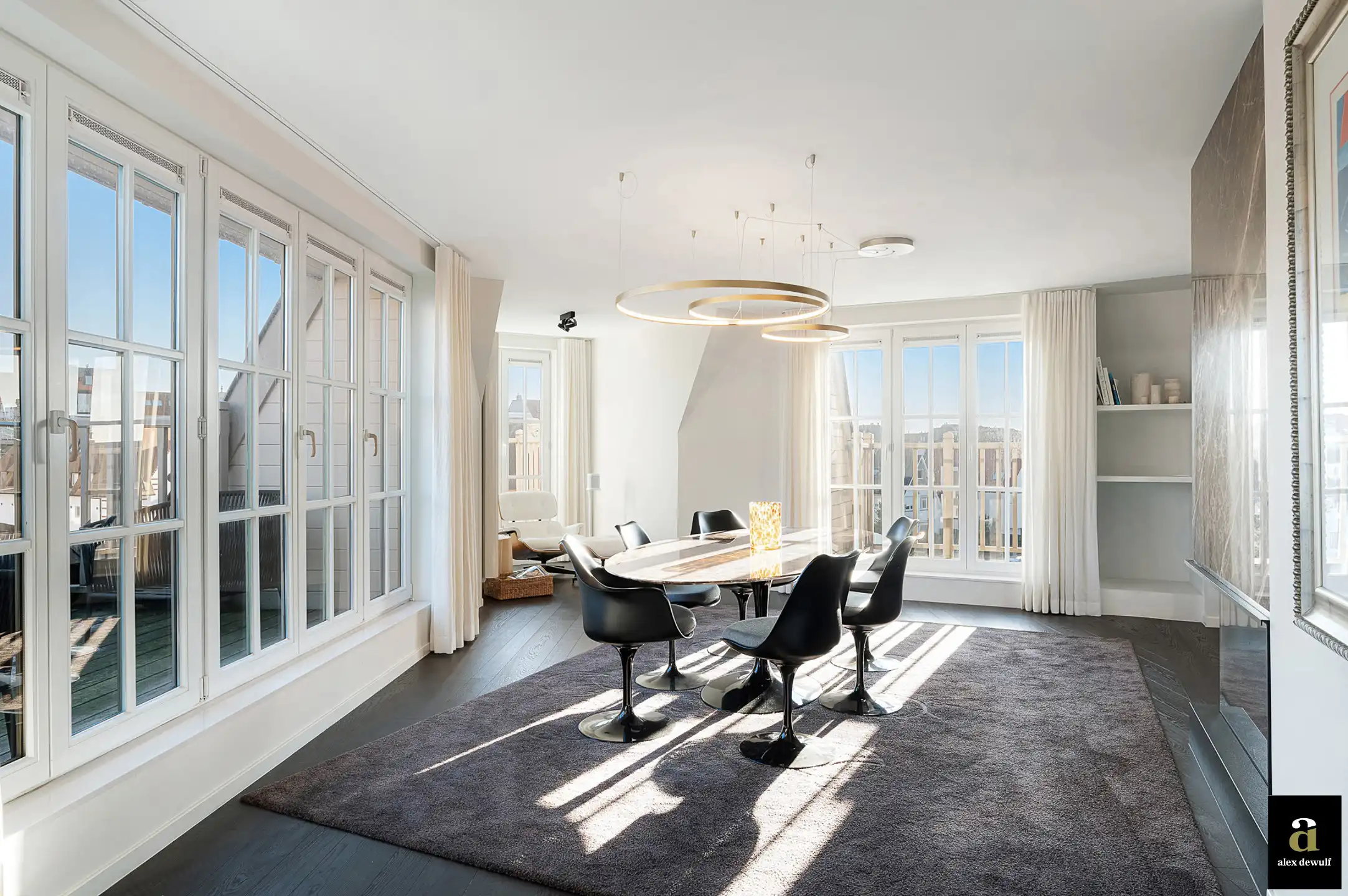 Unieke instapklare villa-penthouse van 298 m². foto 6