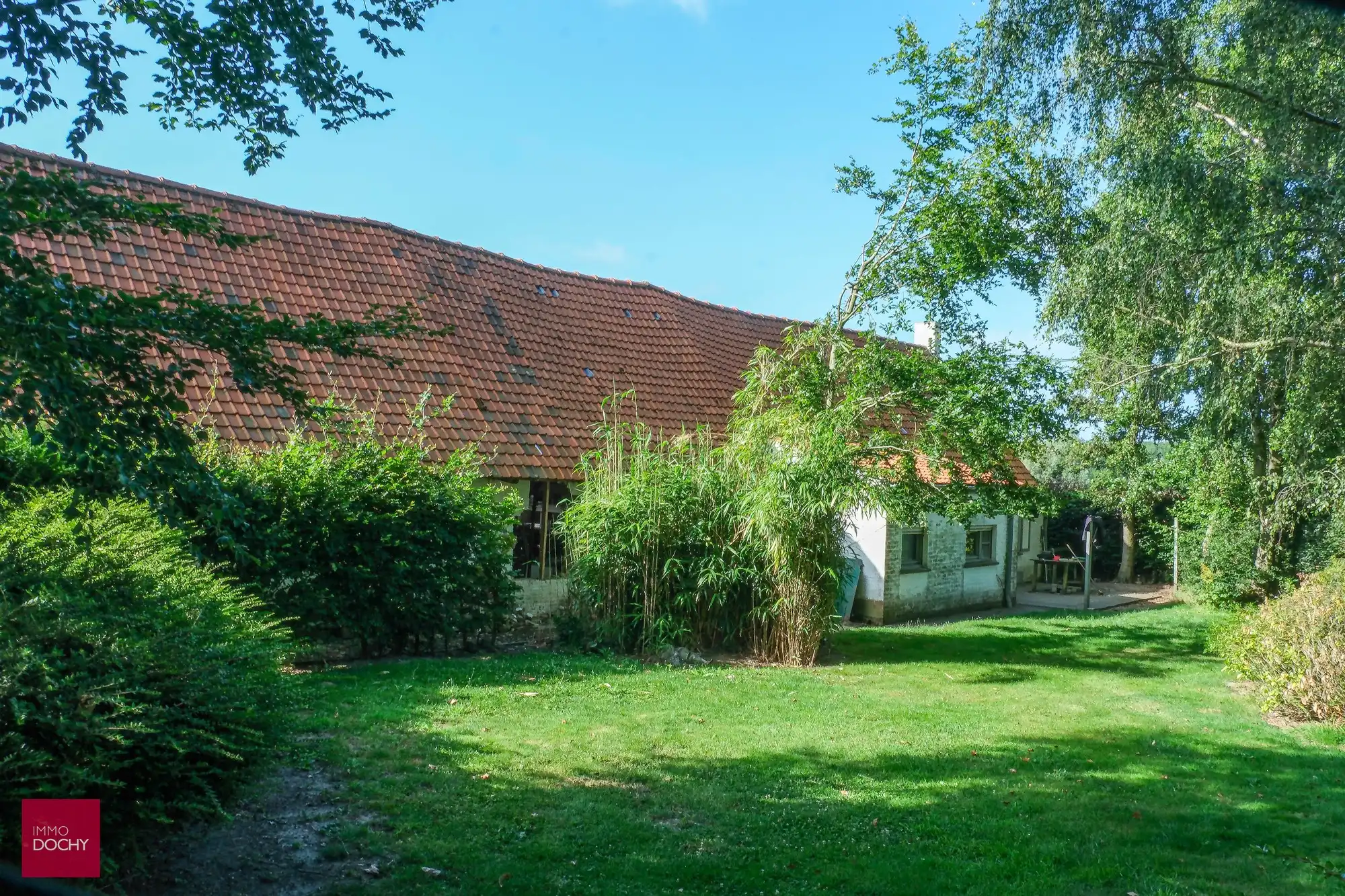 Volledig te renoveren hoeve met verschillende bijgebouwen foto 15
