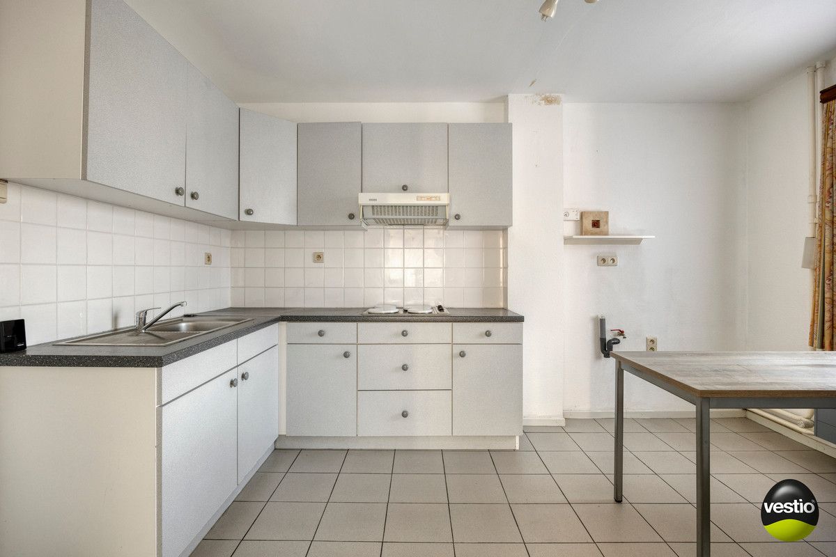 RUSTIG GELEGEN RUIME VRIJSTAANDE WONING MET GROTE TUIN OP 22A49CA TE HOESELT. foto 20