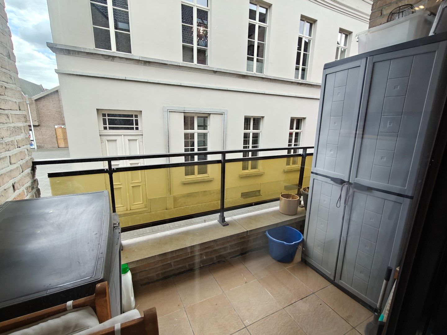 Appartement met terras in het centrum van Lokeren foto 9