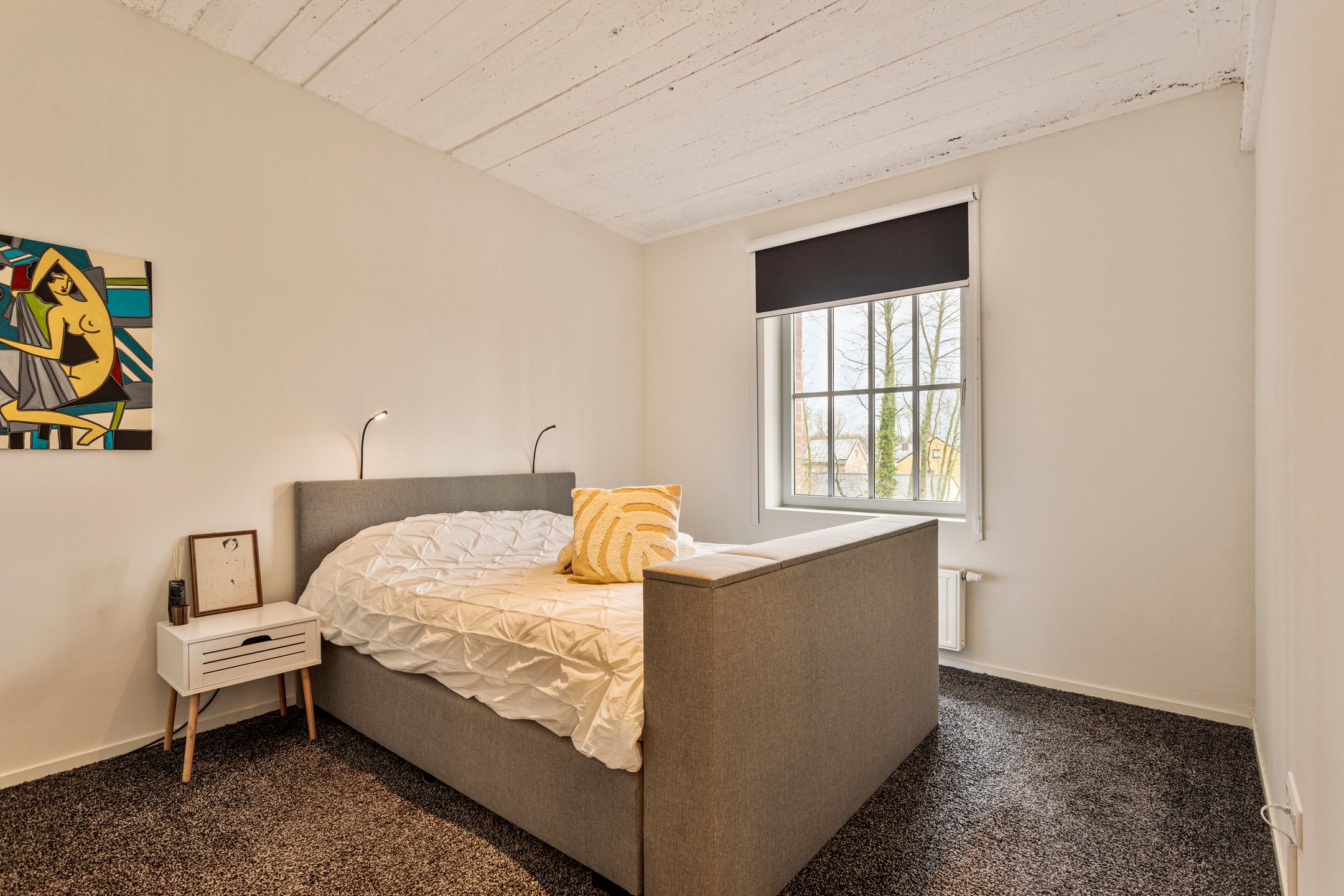 Unieke industriële loft met een slaapkamer. foto 9