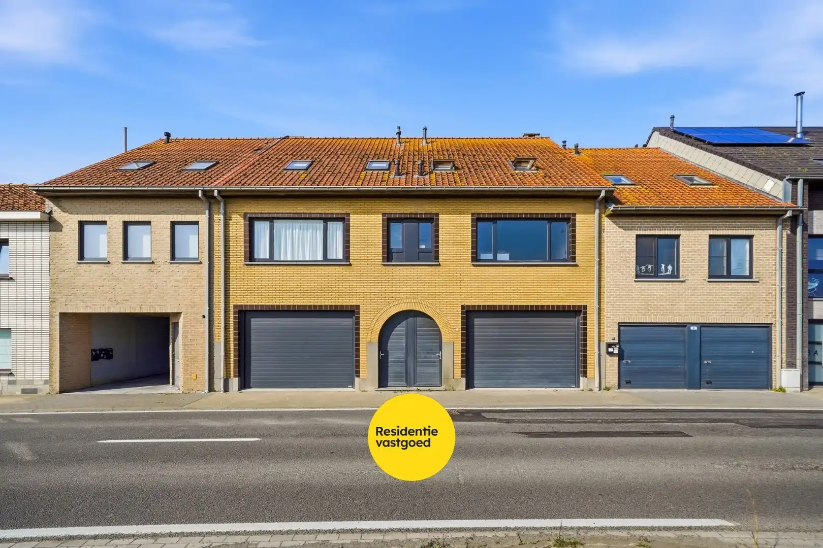 Instapklare woning met zicht op de vaart in Oudenburg foto 19