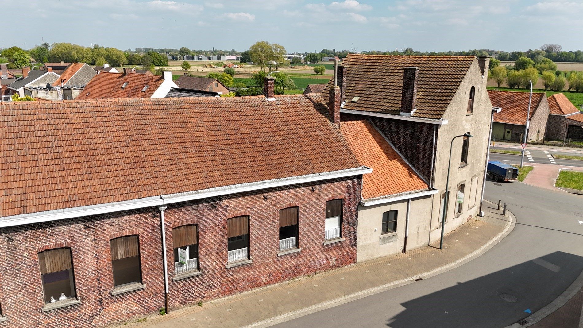 Grote eigendom met atelier. foto 4