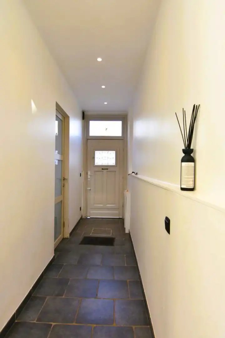 Toffe woning in rustige straat foto 3