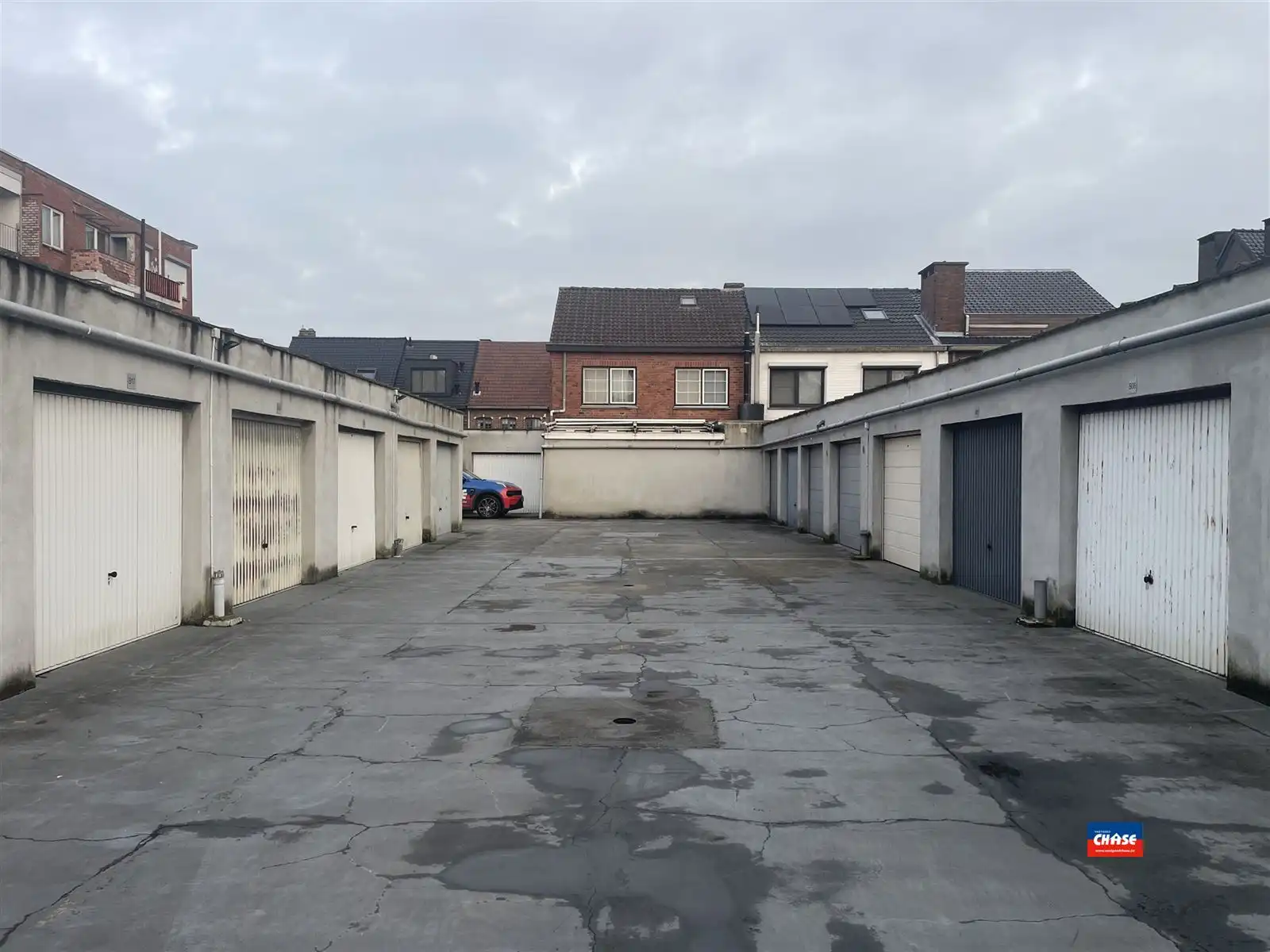 TE KOOP Garagebox Distelvinklaan foto 7