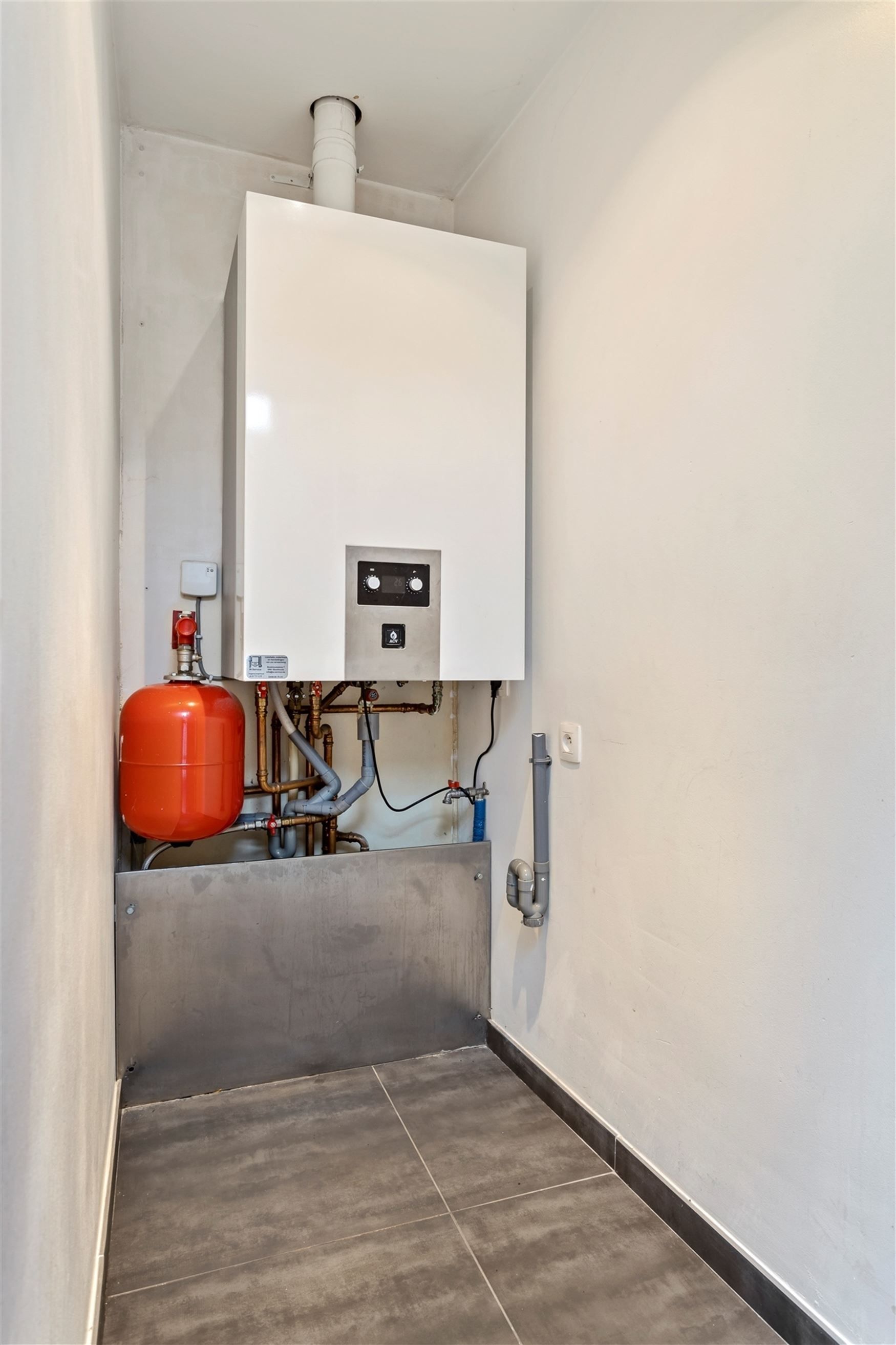 Gerenoveerde woning foto 6