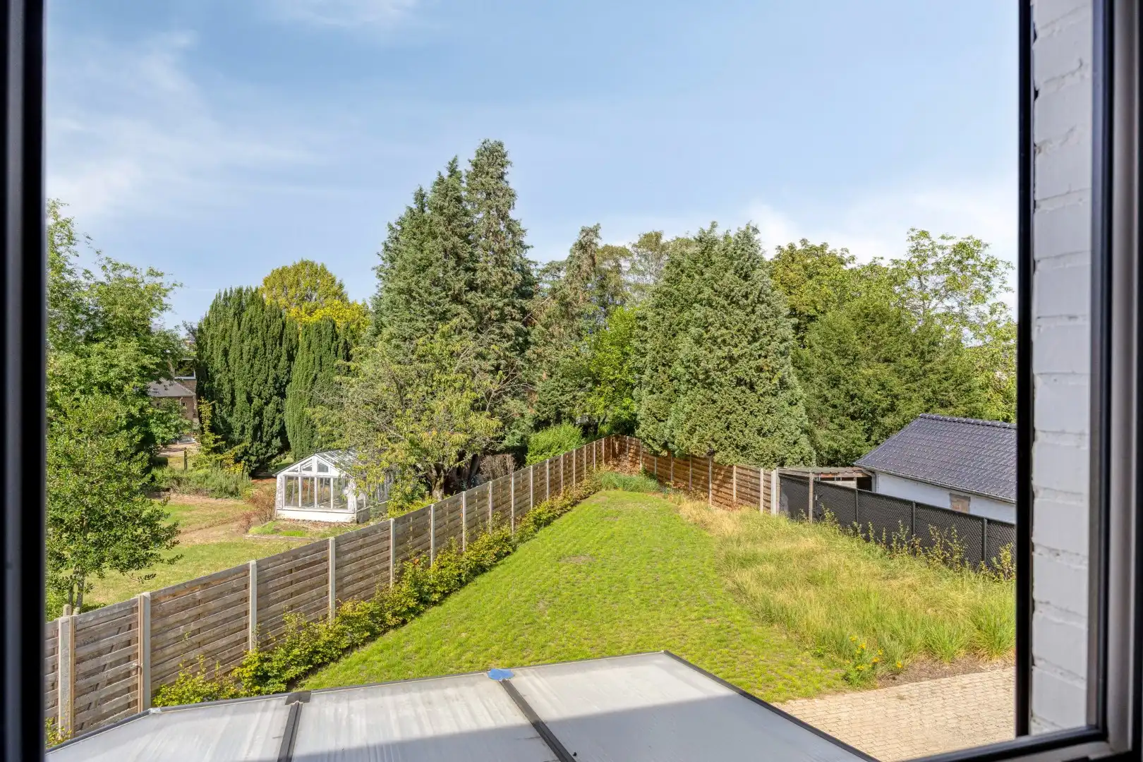 Gerenoveerde woning met 3 slpks, ruime tuin en inpandige garage in Tessenderlo-Ham ! foto 19