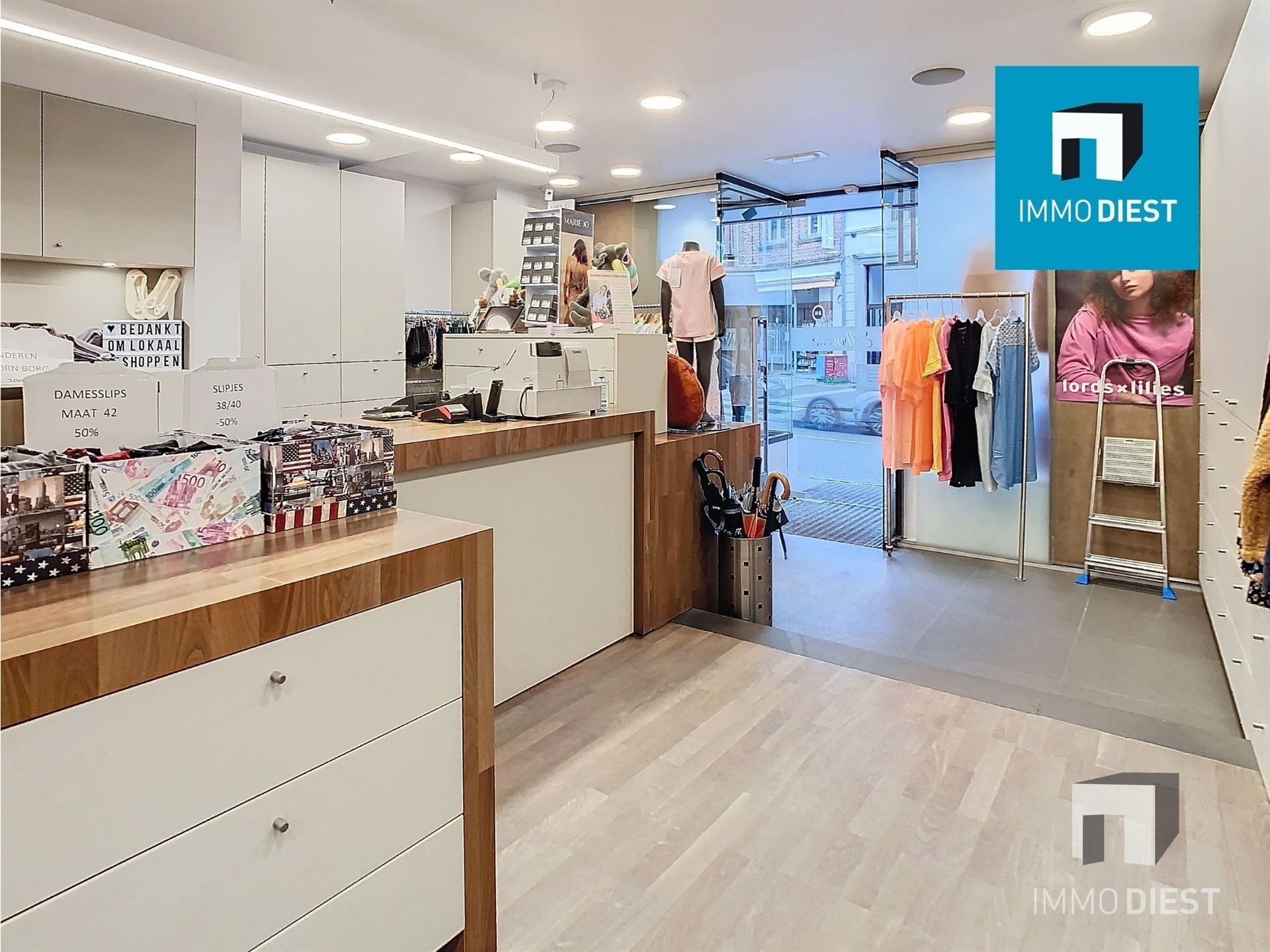 Handelshuis met woonst in centrum Diest foto 4