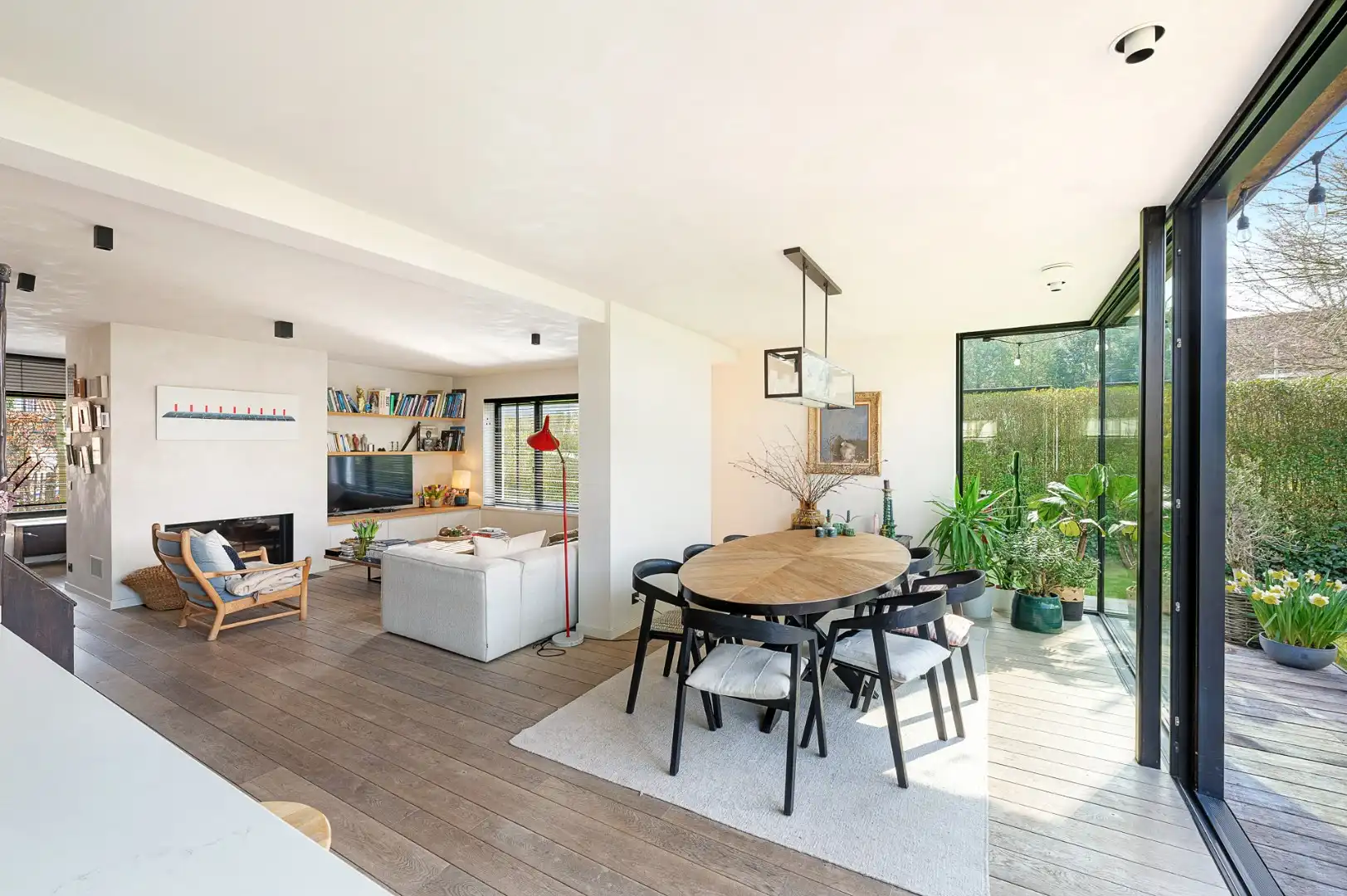 Alleenstaande villa gelegen in een rustige zijstraat van de Magere Schorre  foto 7