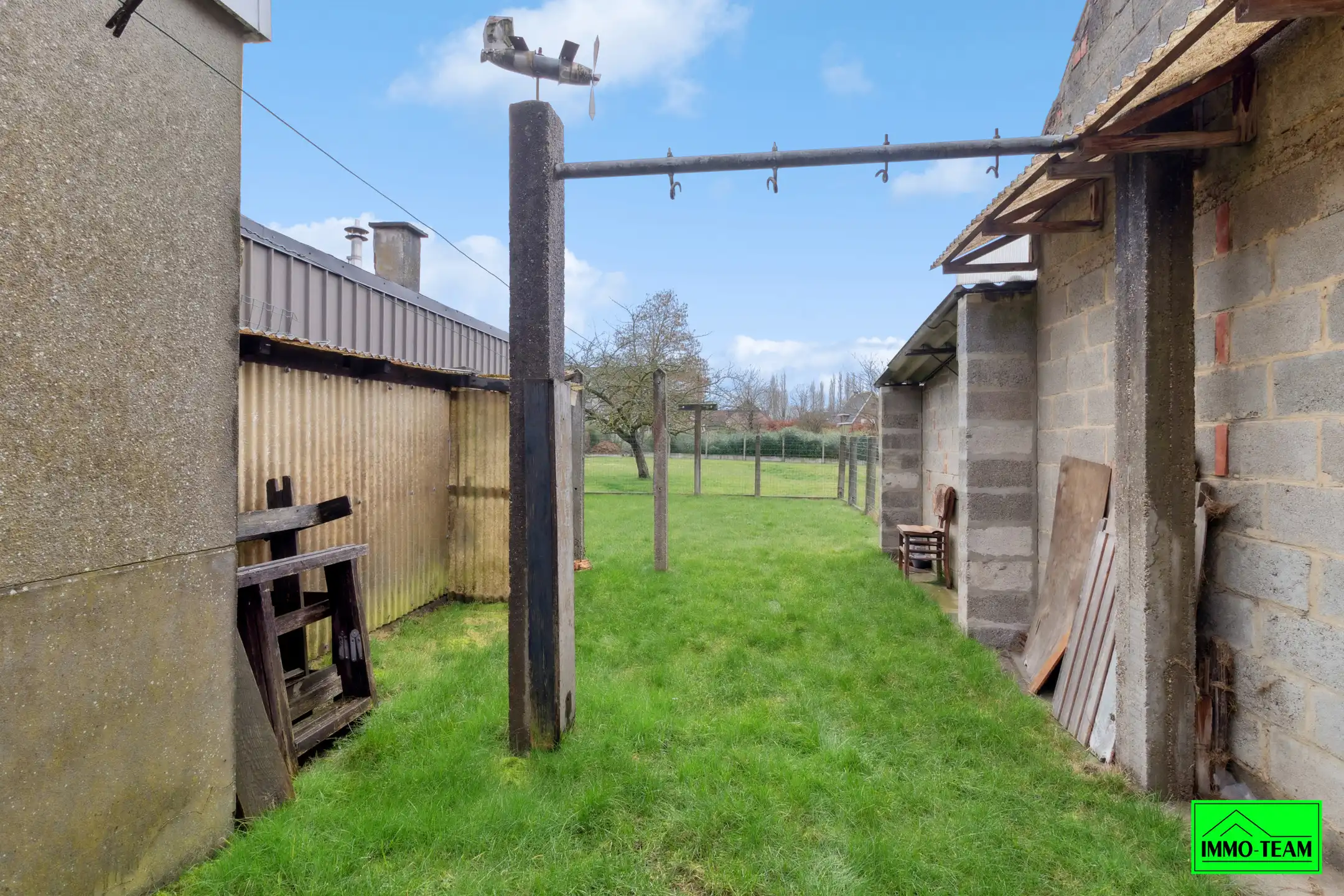 Te renoveren 2-gevelwoning met tuin  foto 25