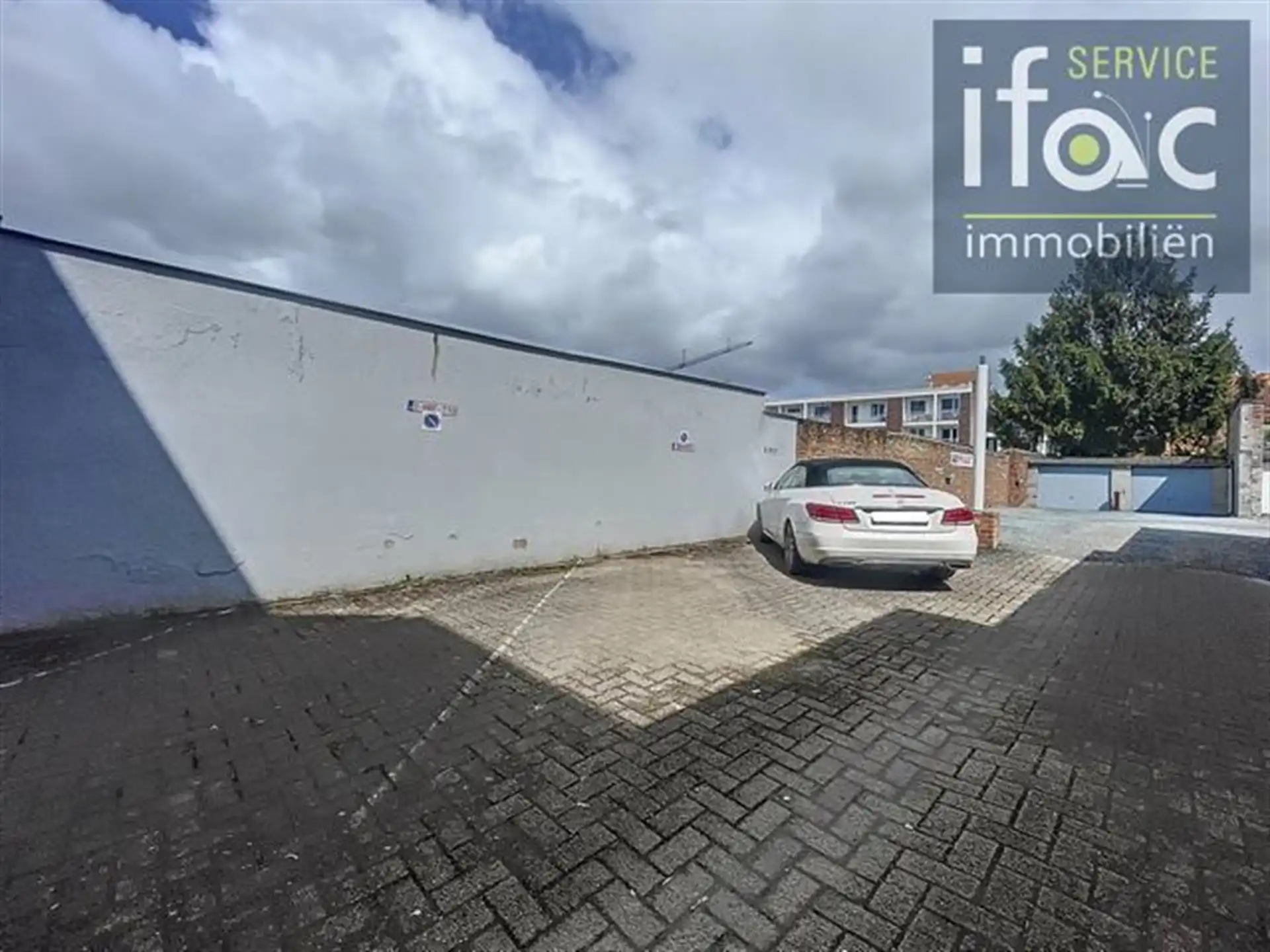 Prachtig gerenoveerd één slaapkamerappartement foto 10