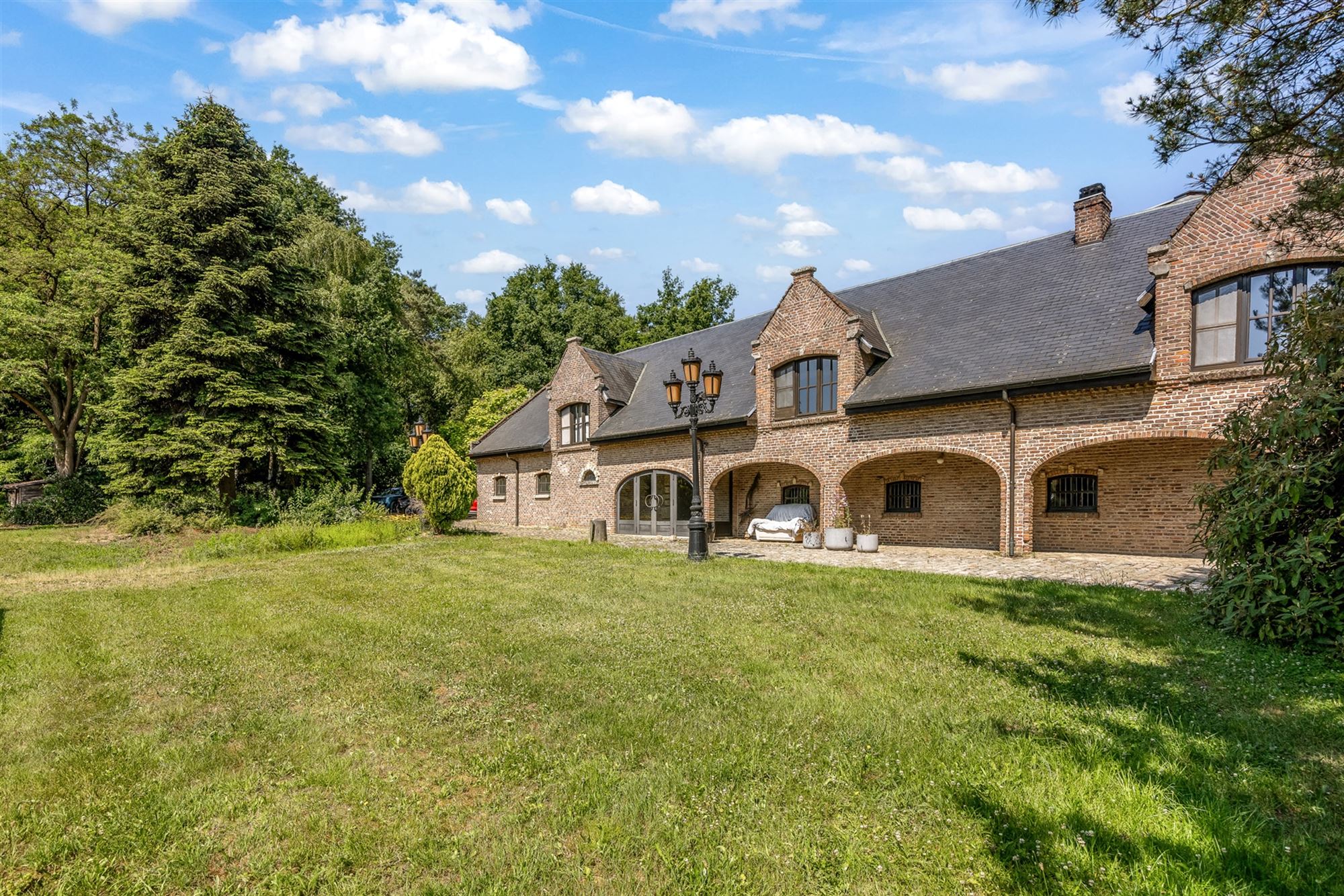 UNIEKE EIGENDOM MET 24 PAARDENSTALLEN EN BINNENPISTE OP CA 10 HECTARE TE PAAL-BERINGEN foto 19