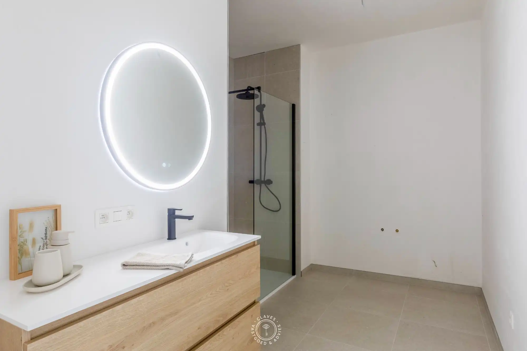 Grandioos gelijkvloers appartement met privatieve tuin foto 13