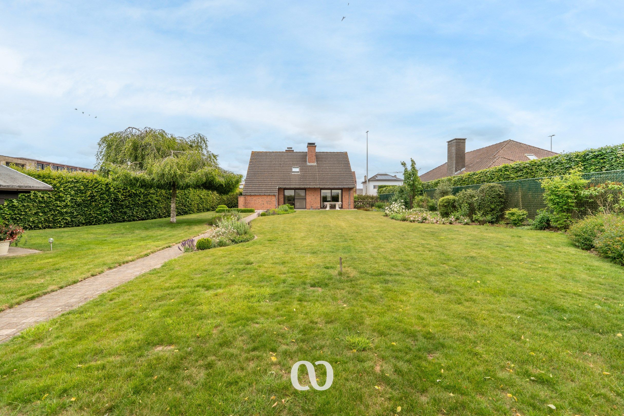 Instapklare woning met prachtige tuin en 4 slaapkamers foto 17