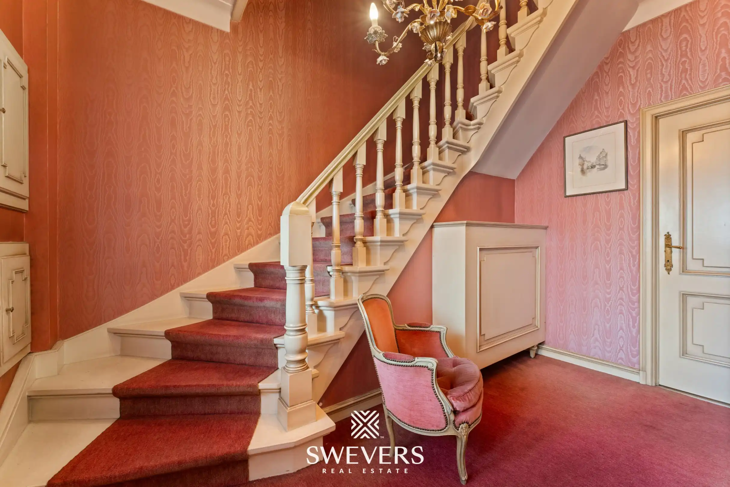 Karaktervolle halfopen bebouwing met uitzonderlijk potentieel en zonnige tuin nabij Hasselt centrum foto 16