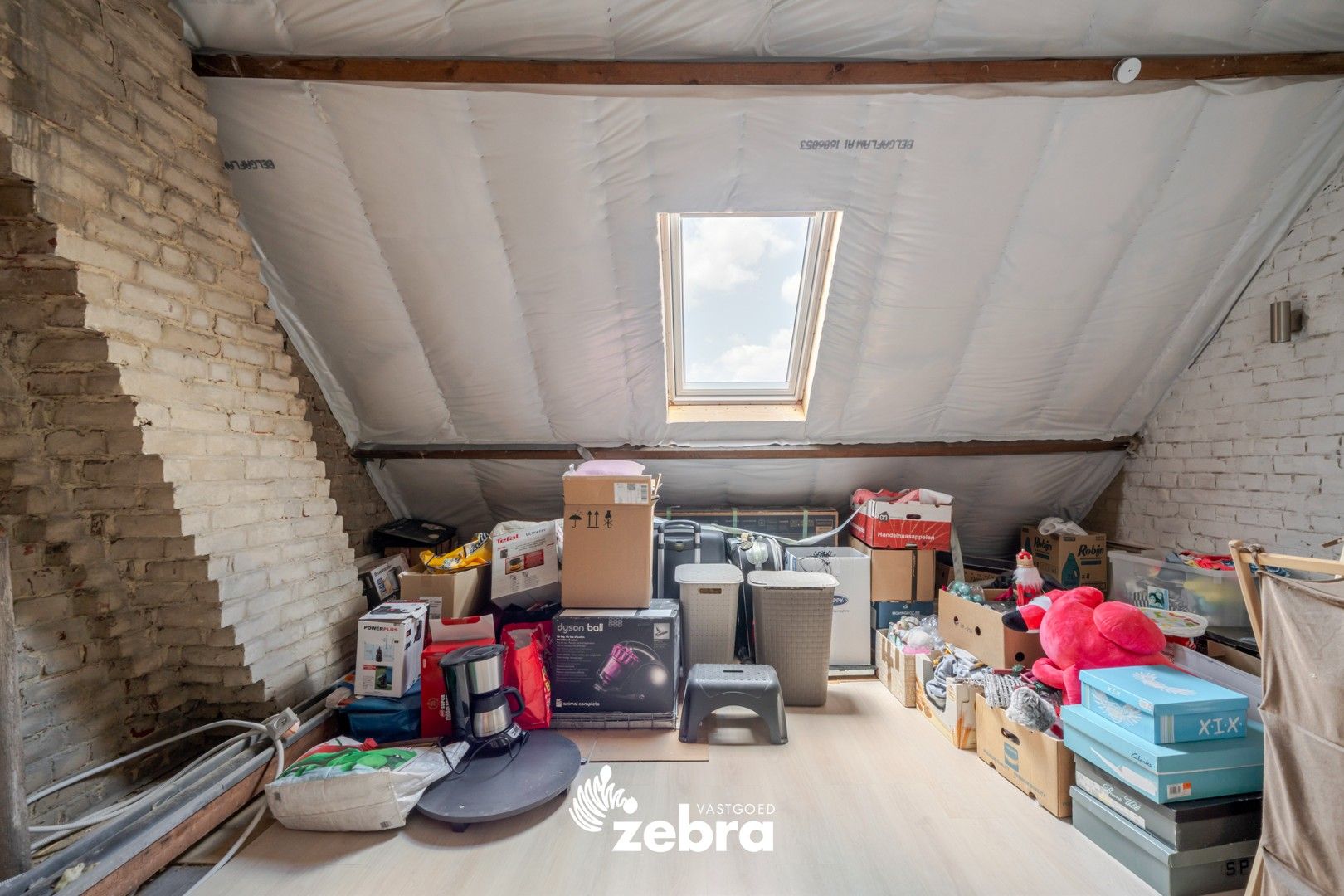 Charmante instapklare woning in hartje Roeselare! foto 15