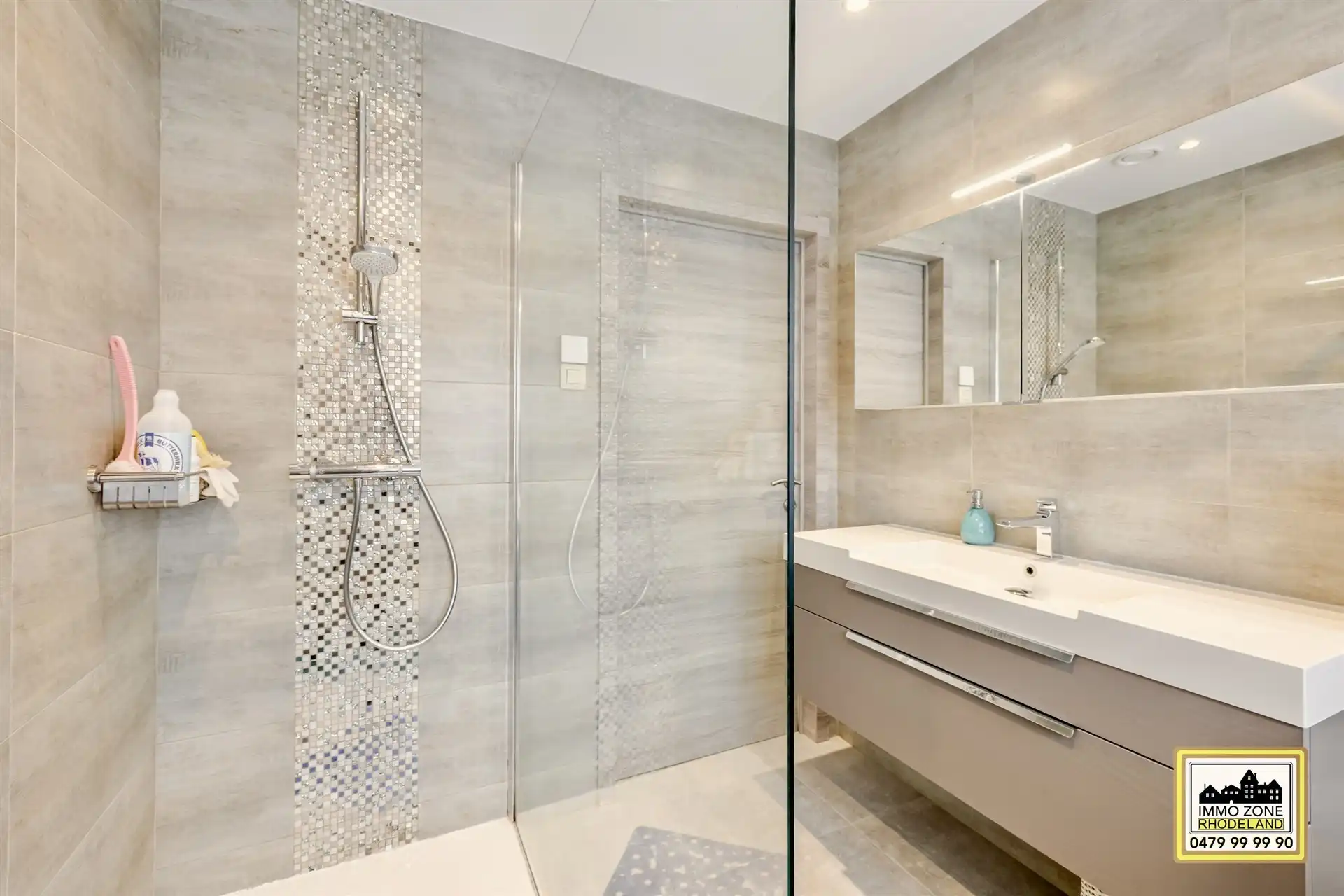 Charmante halfopen woning met 3 slpks en tuin foto 17