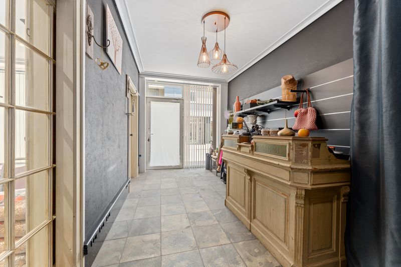Centrum Izegem - Charmante woning/handelshuis met bijgebouw foto 9