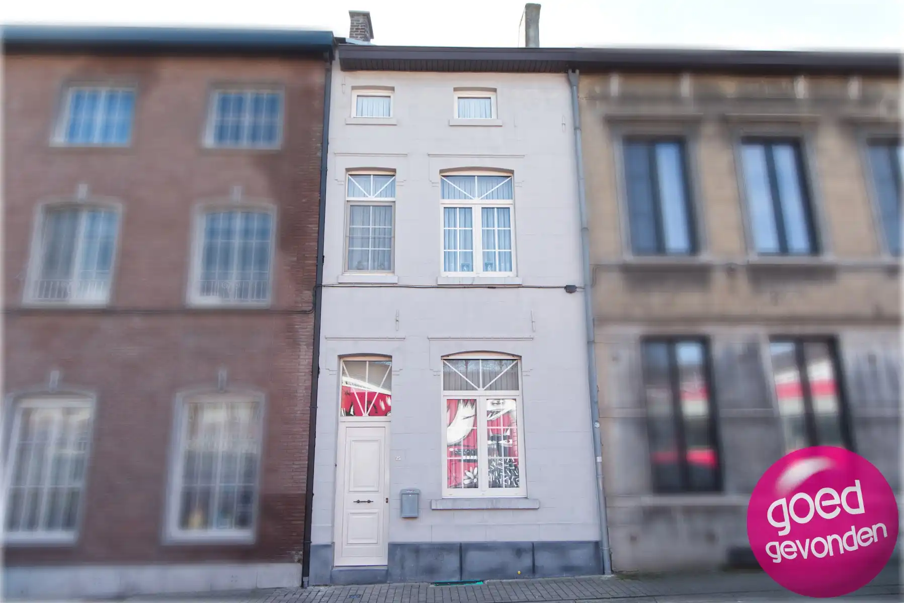 Hoofdfoto van de publicatie: HERENHUIS - 4 SLK - TERRAS - STADSTUIN - CENTRUM - RUSTIG