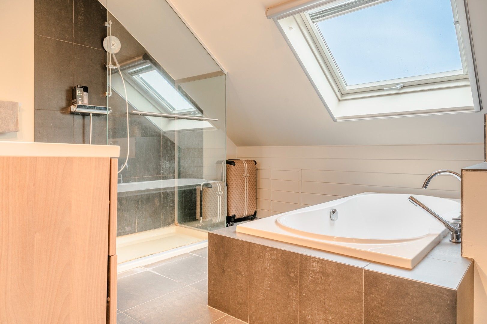 Unieke, landelijk gelegen designers woning foto 22