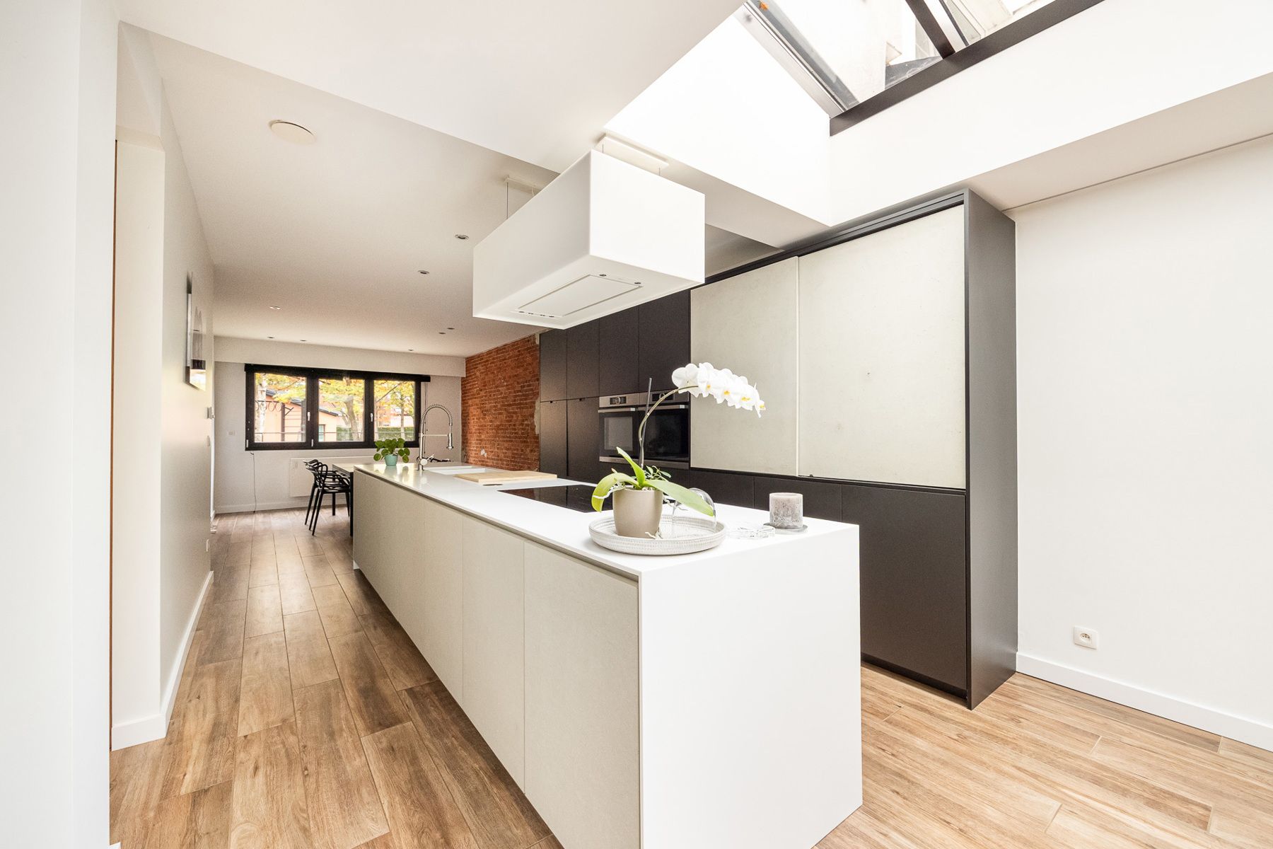 Recent gerenoveerde woning met 3 slaapkamers in het hartje van Schoten! foto 6