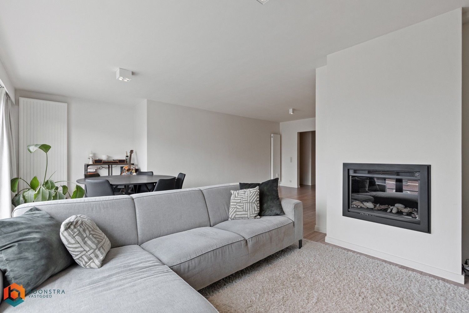 Gerenoveerd appartement met 2 slpkrs in hartje Putte foto 6