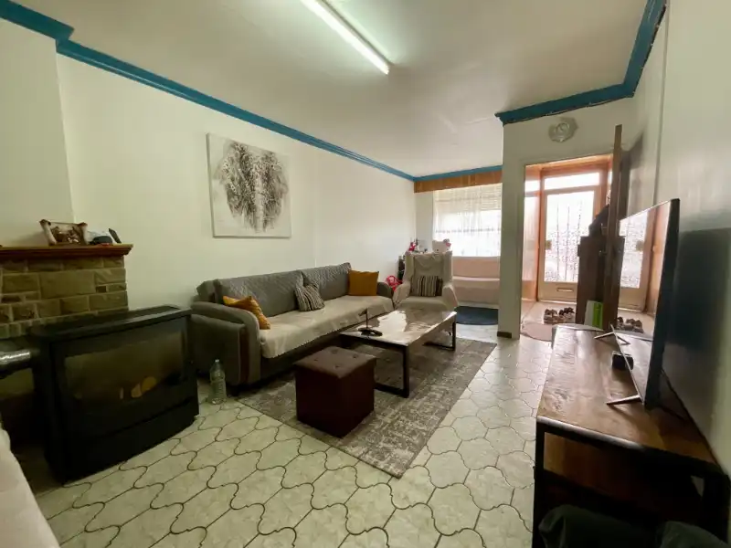 Rijwoning met 2 slaapkamers en tuin foto 3