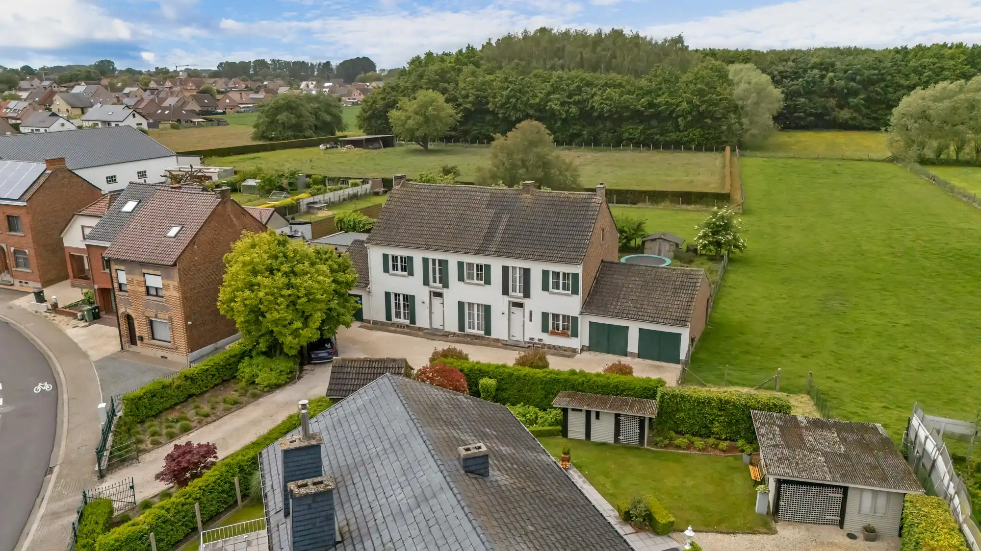 Charmewoningen met aanpalende weide te koop te Pajottegem! foto 4