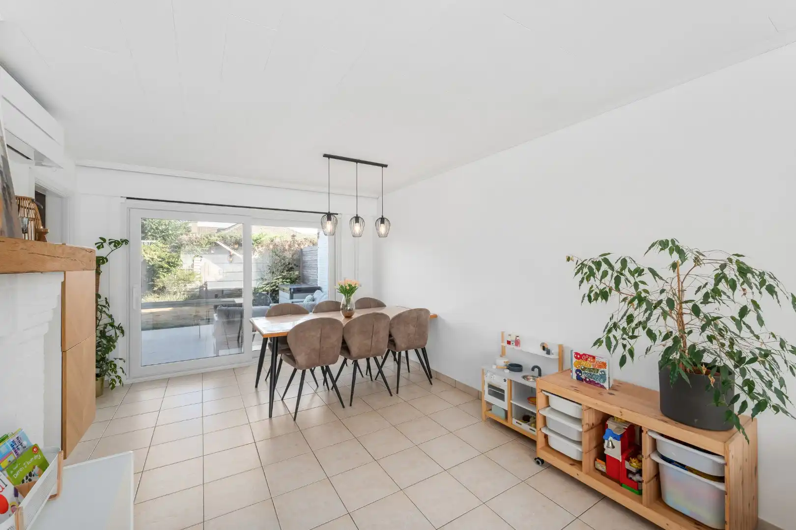 Energiezuinige woning met EPC A in rustige straat foto 7